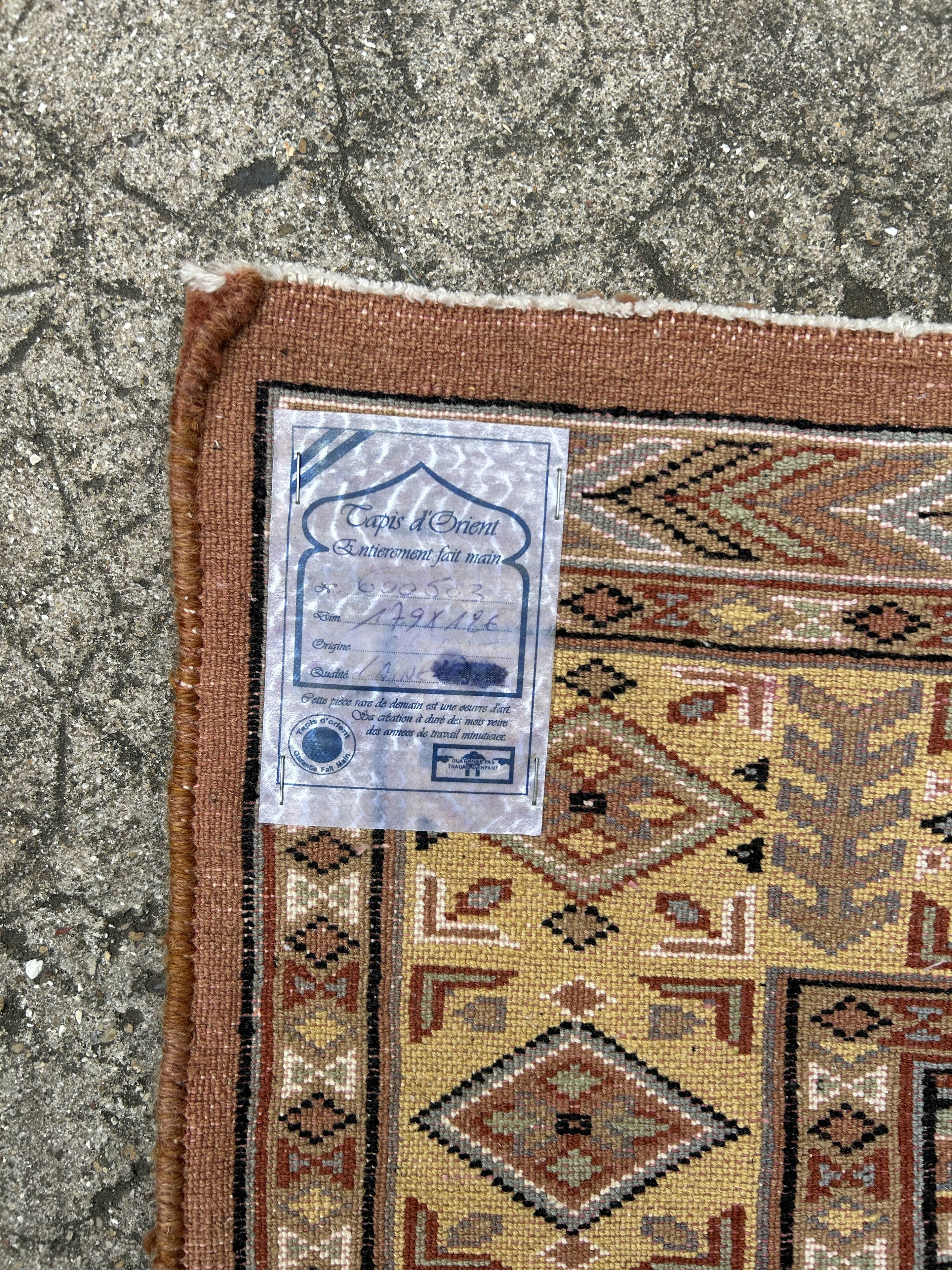 Oriental carpet