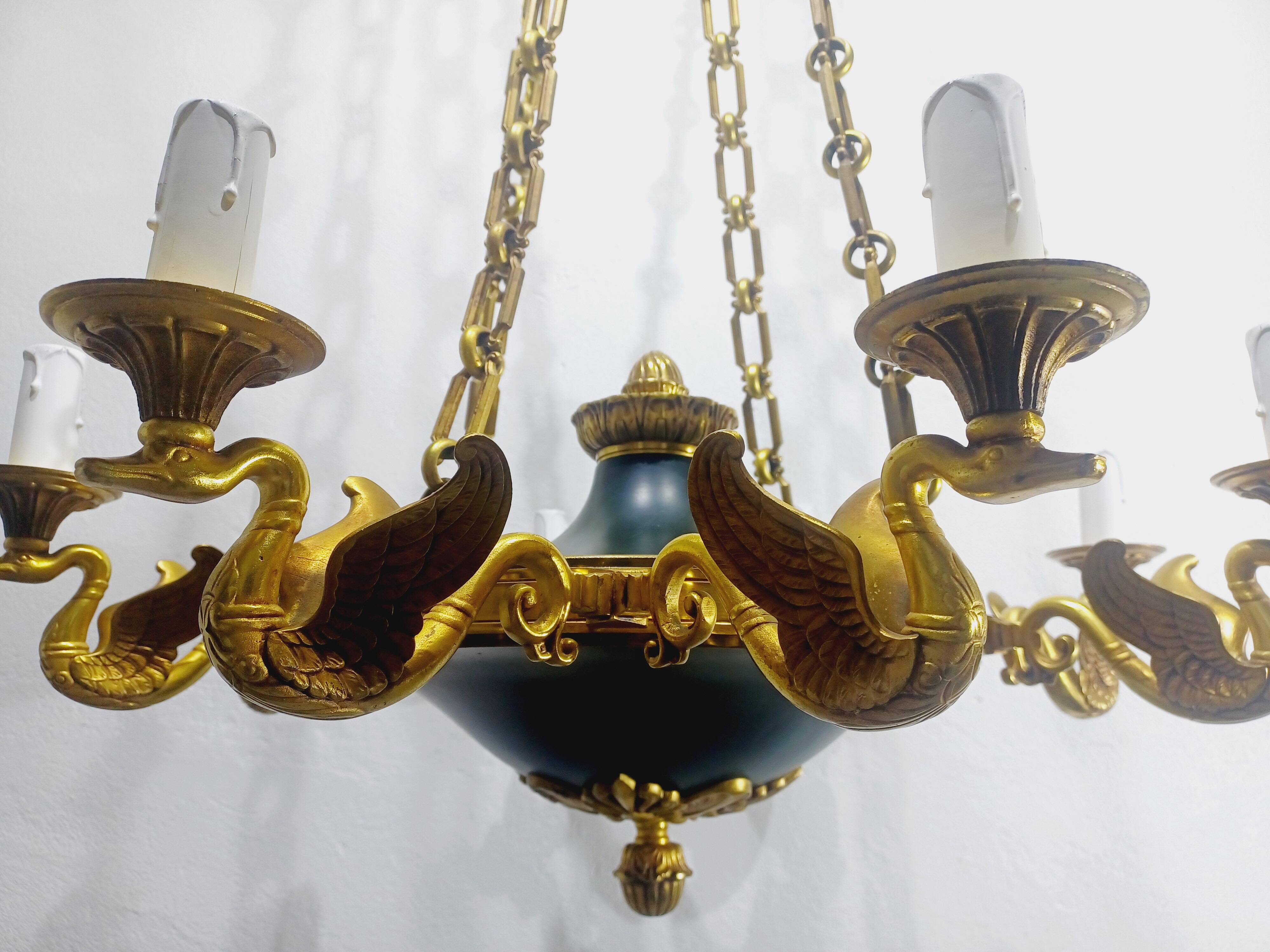 8-Light Empire Chandelier