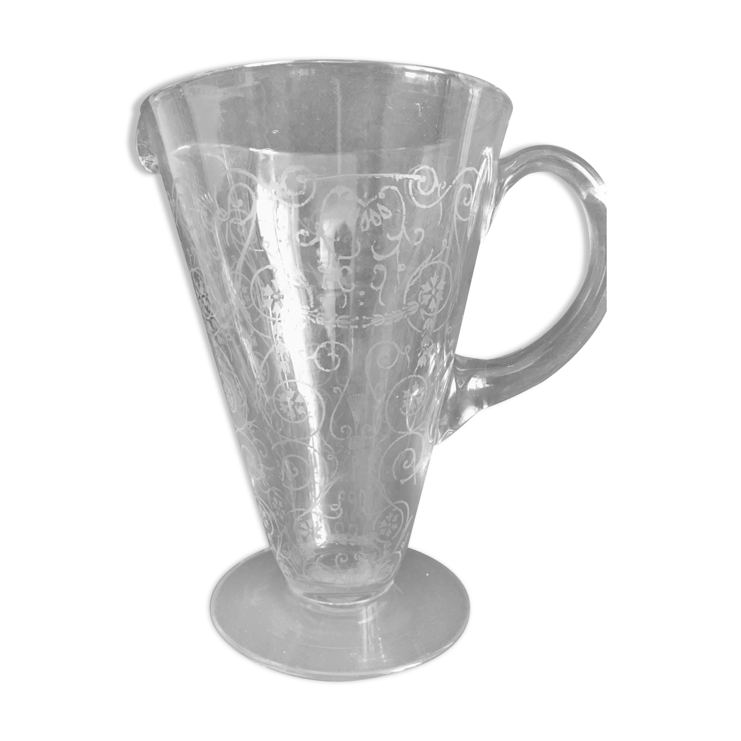 Pitcher - Napoleon III - 1/2 crystal blown and engraved with volutes