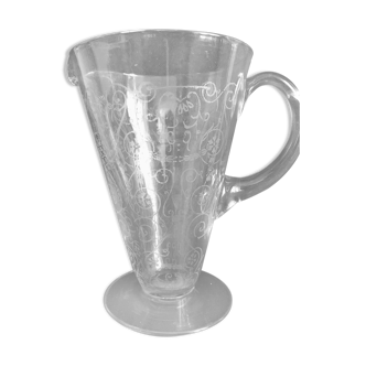 Pitcher - Napoleon III - 1/2 crystal blown and engraved with volutes