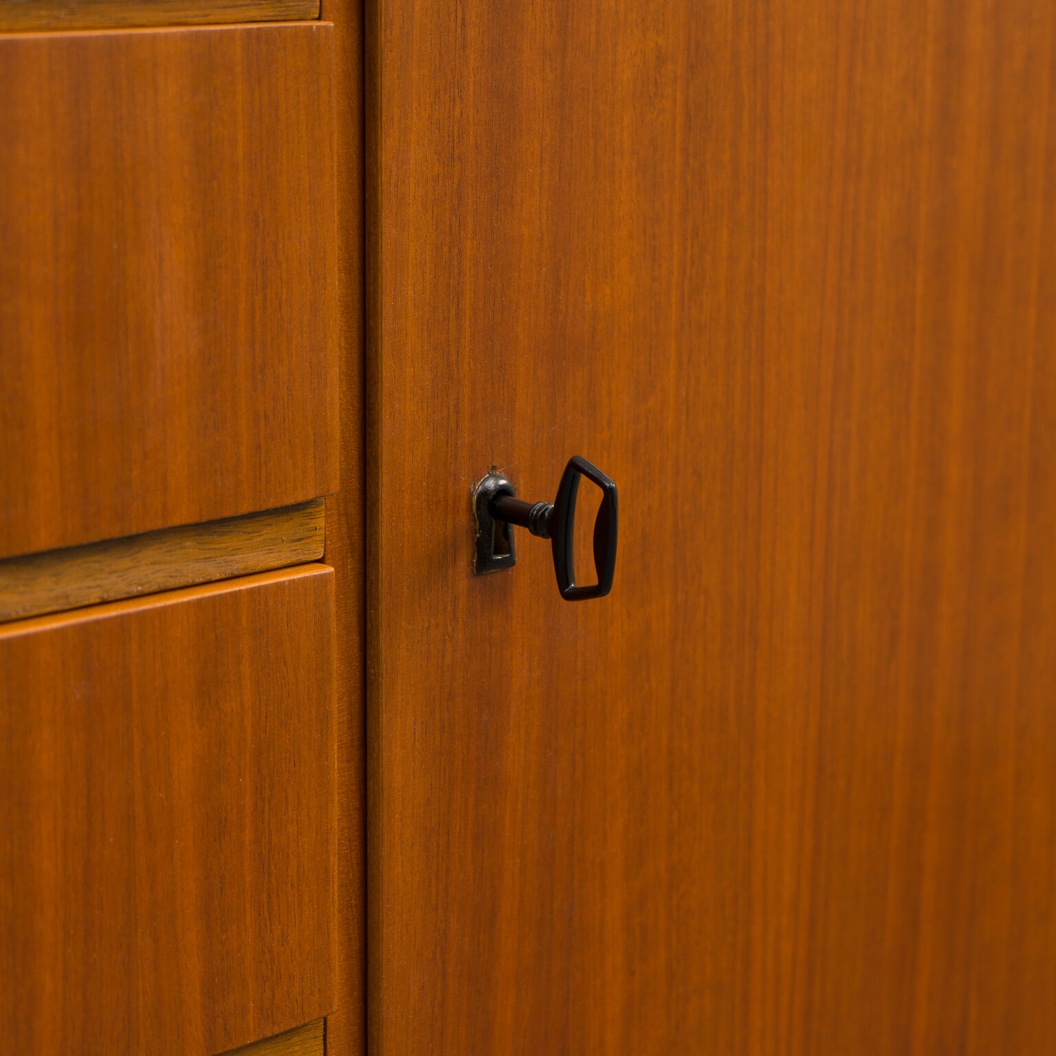 Enfilade années 60 en noyer