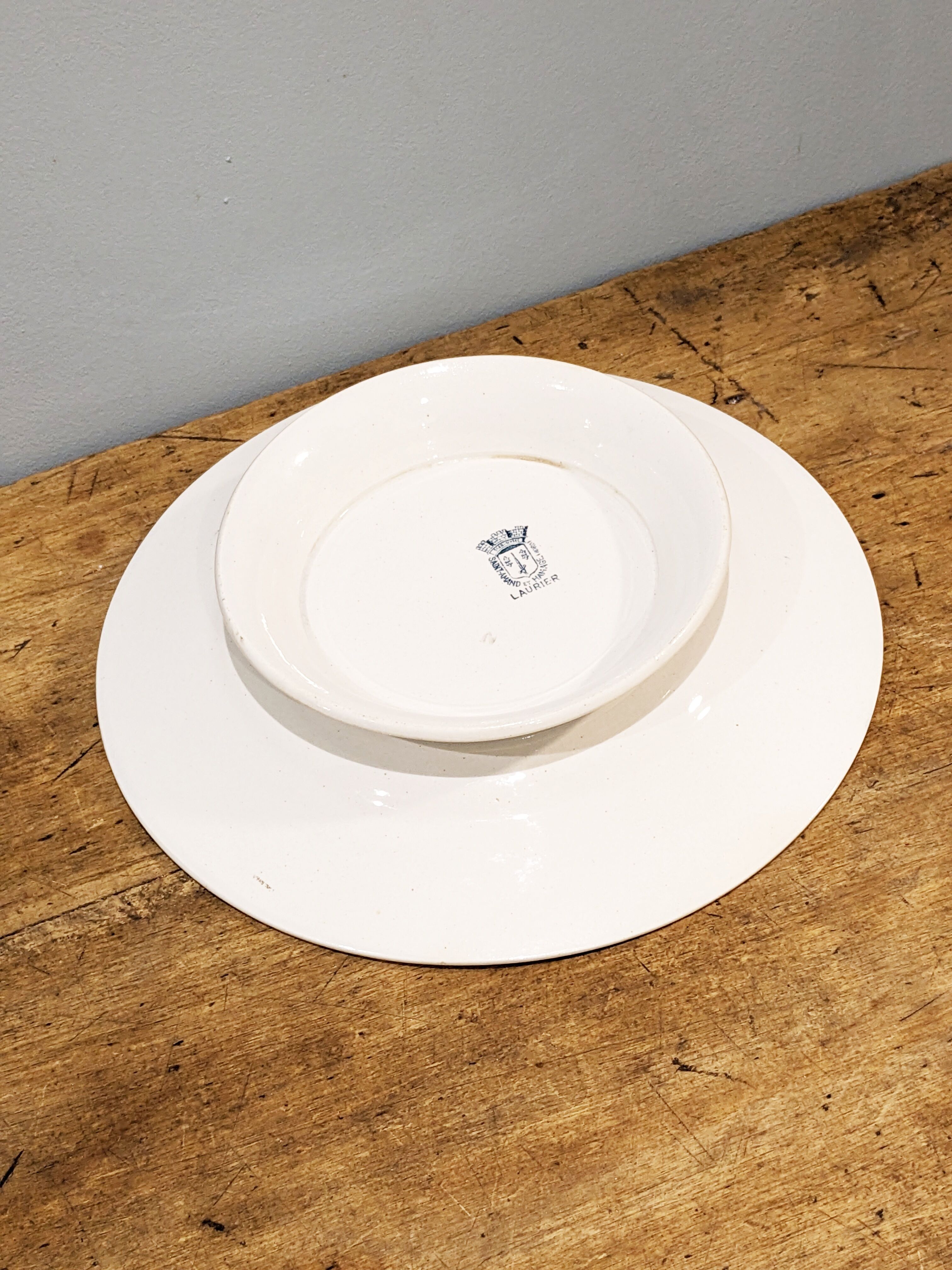 Dessert plate, St Amand & Hamage shower foot