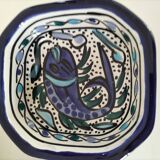 4 glazed earthenware bowls