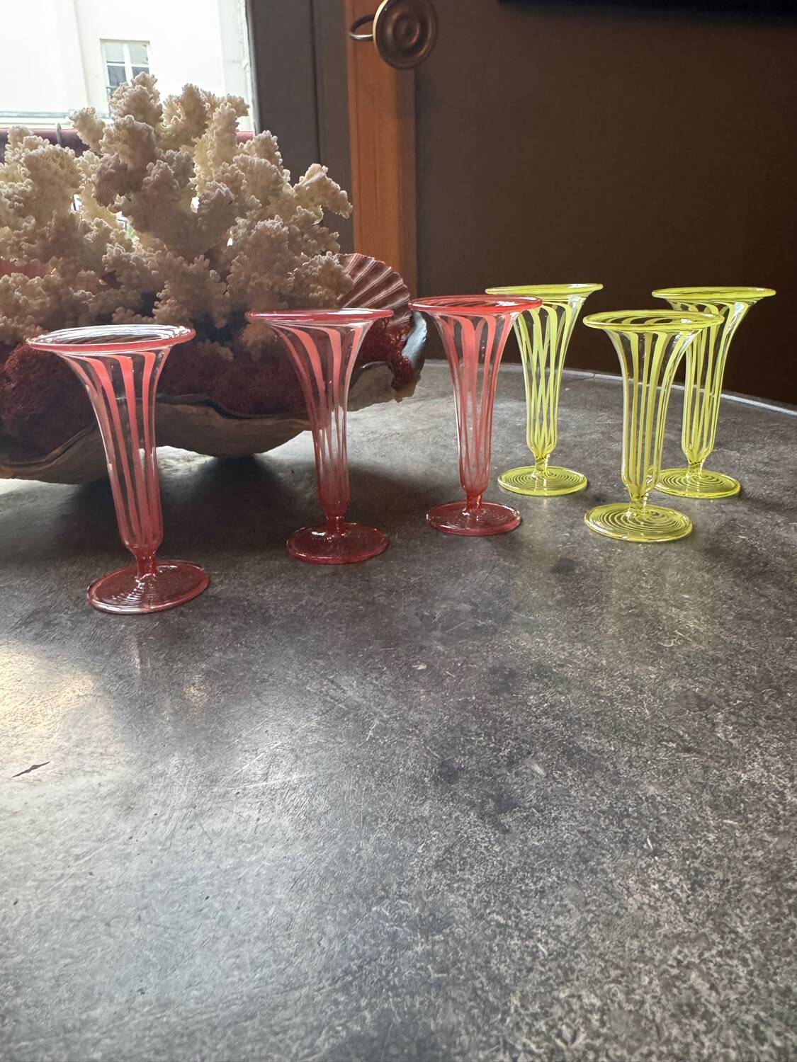 6 mouth-blown twisted glasses from 1925, Germany