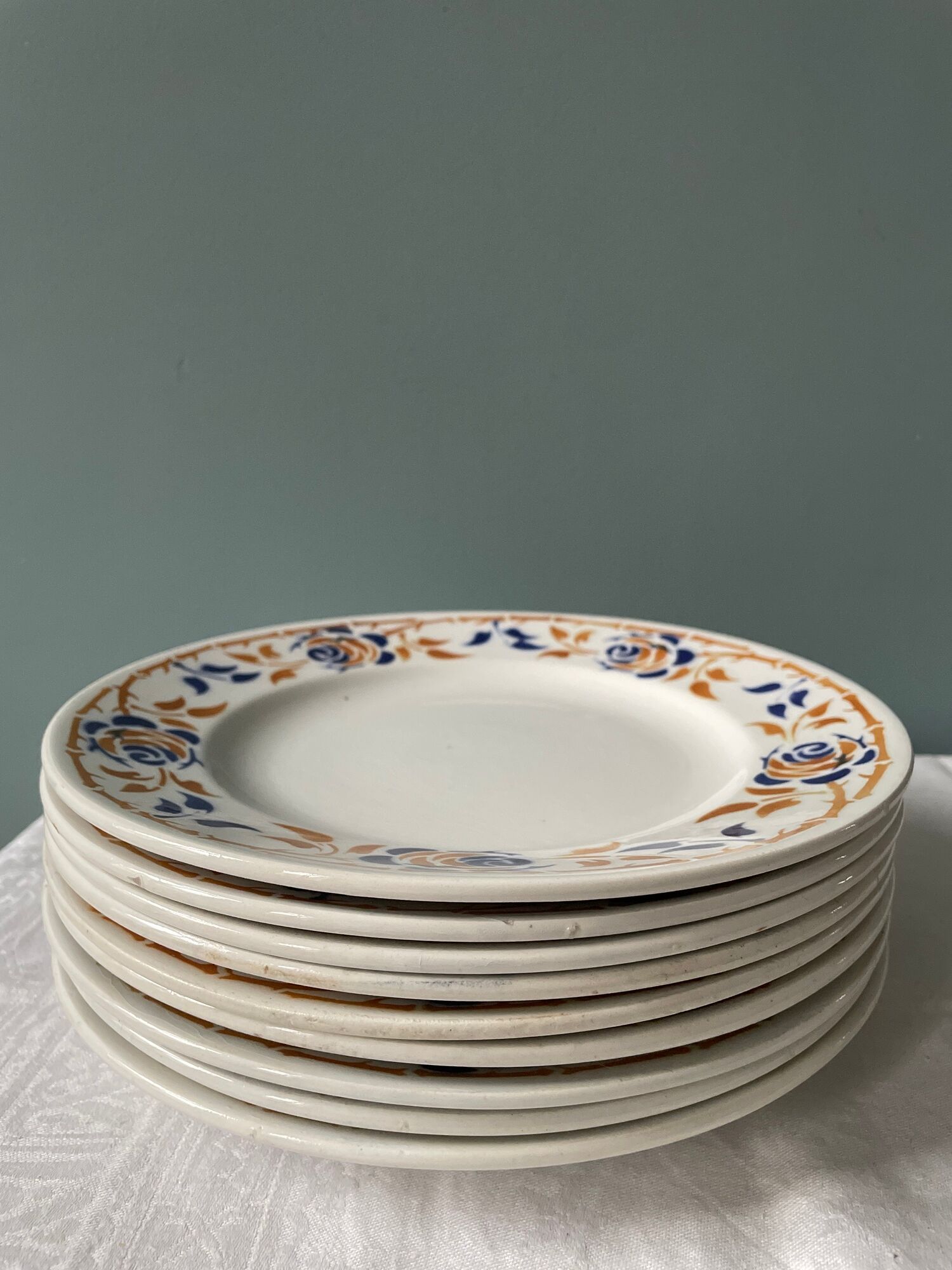 Set of 9 flat earthenware plates Terre de Fer Moulin des Loups, model "Dijon"