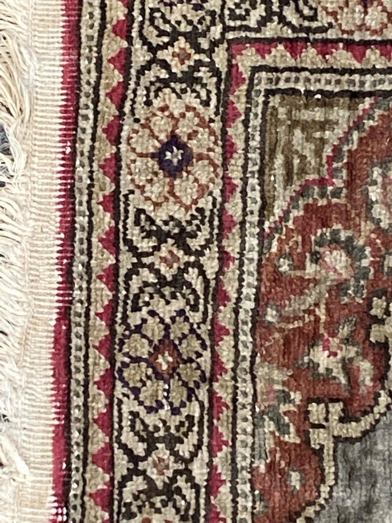 Vintage carpet in silk and cotton Kayseri Turkey 102x21cm