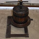 Ancien petit pressoir raynaud