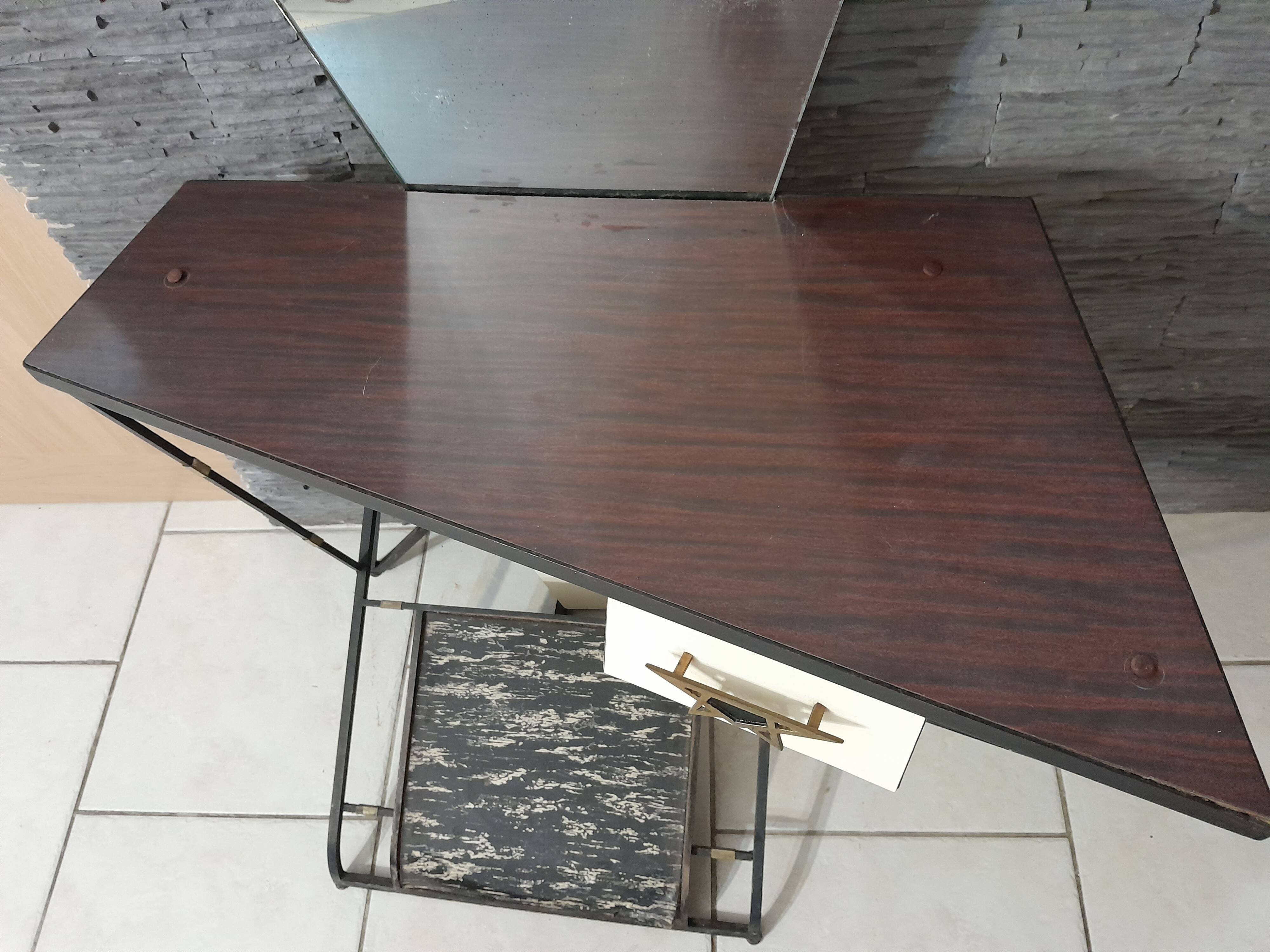 Vintage hairdresser's dressing table from the 50s rockabilly Formica barber