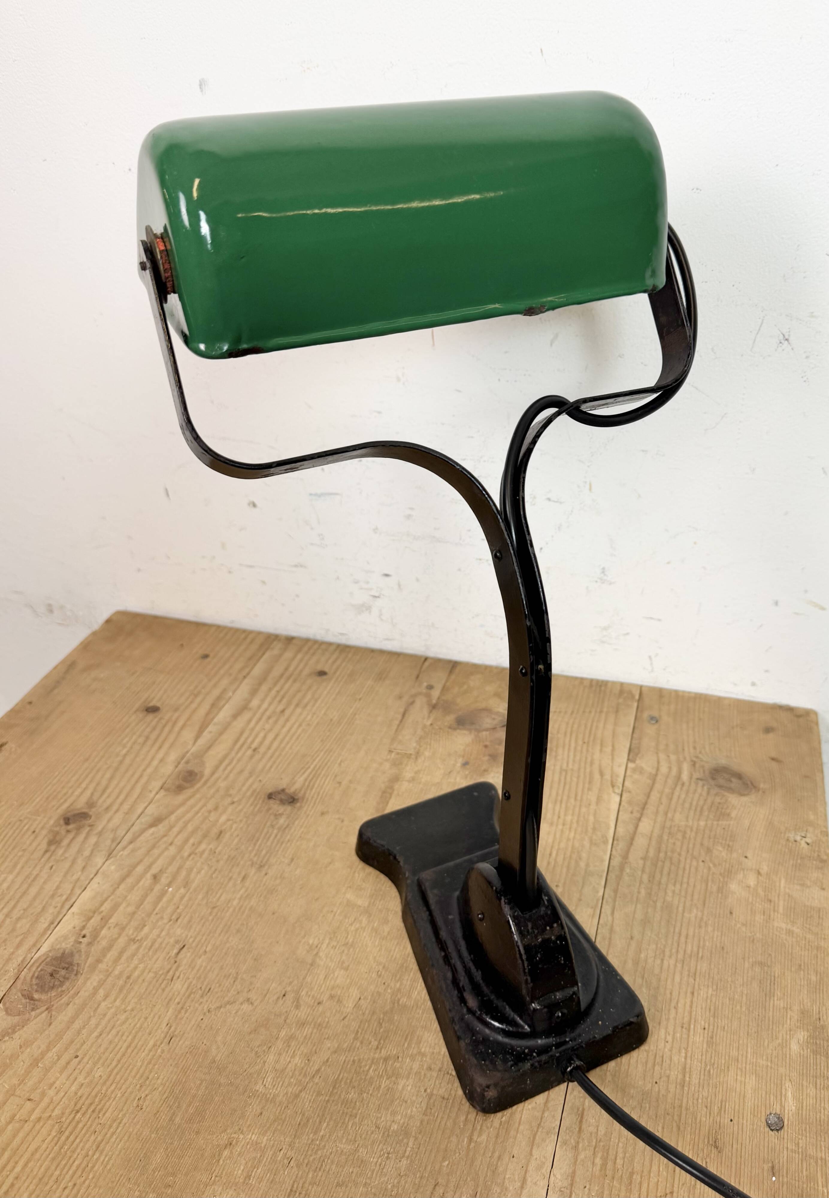 Vintage Green Enamel Bank Lamp, 1930s