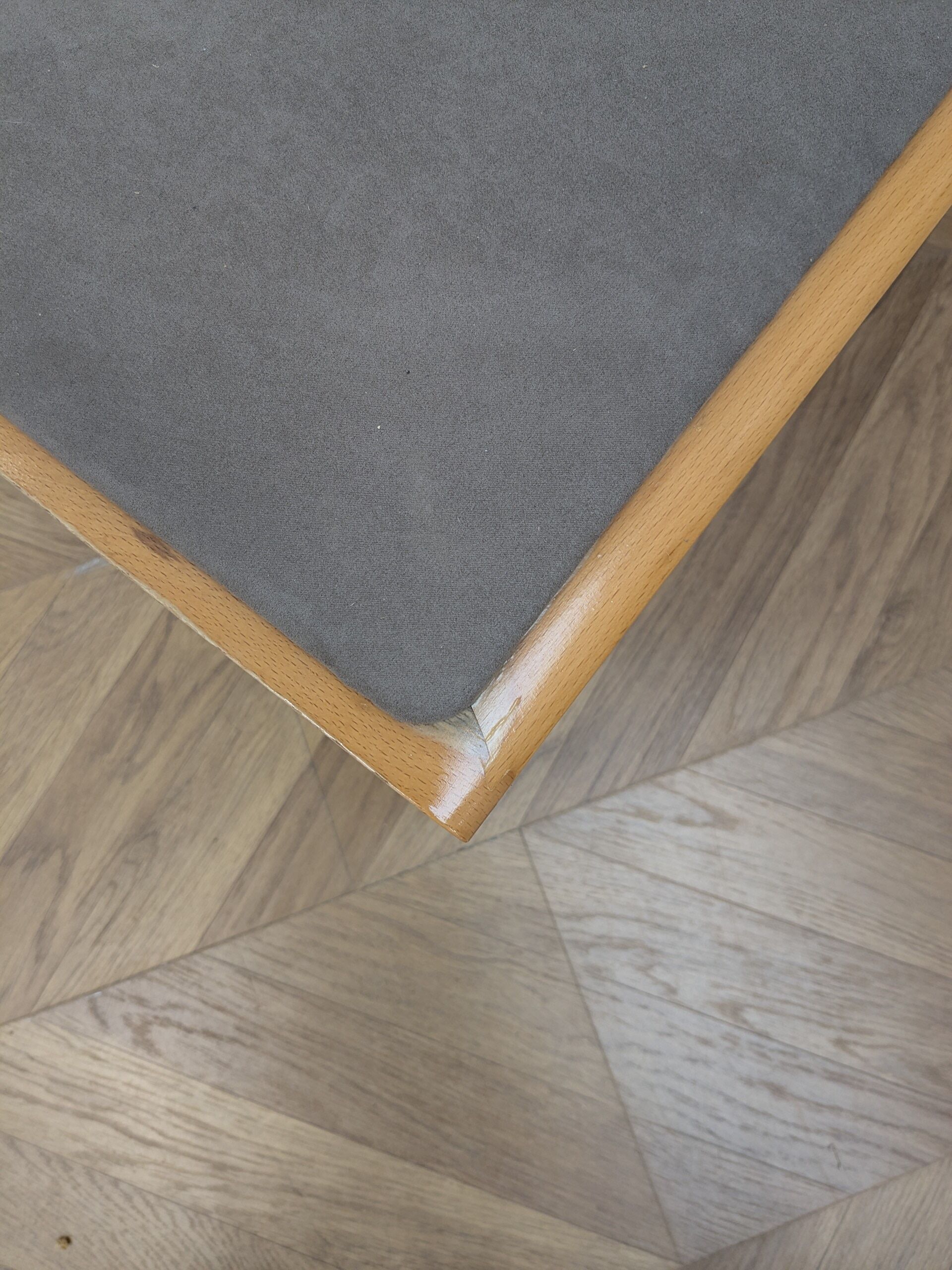 1 B32 chair in fabric