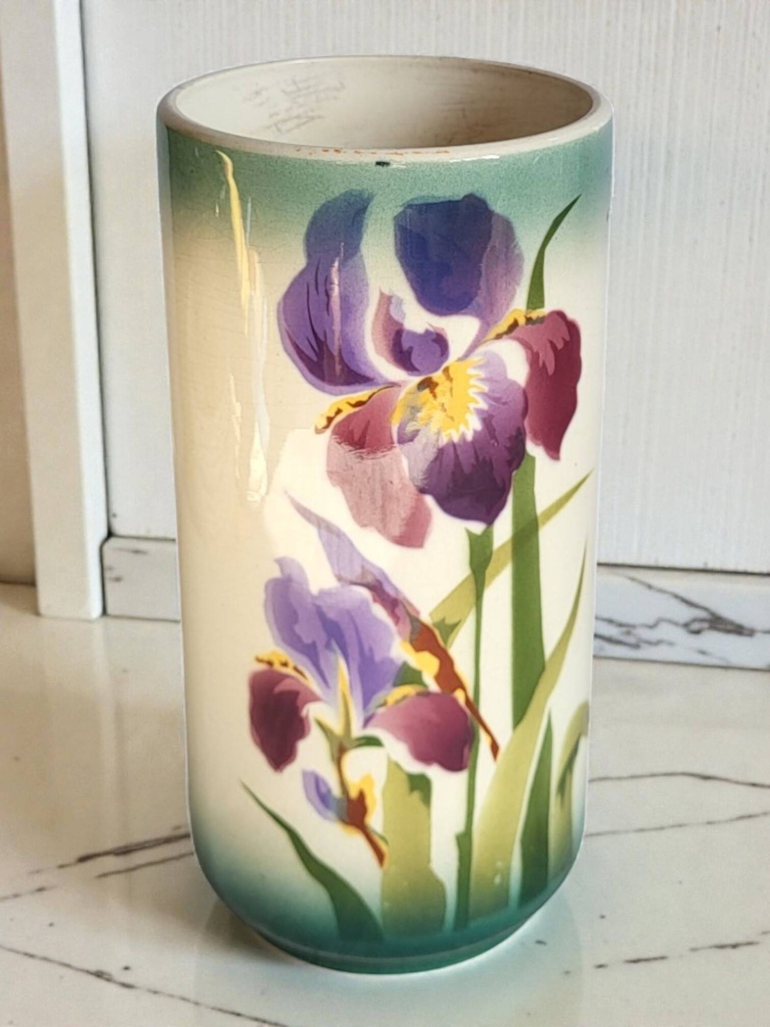 Art Nouveau vase in earthenware from Choisy le Roi