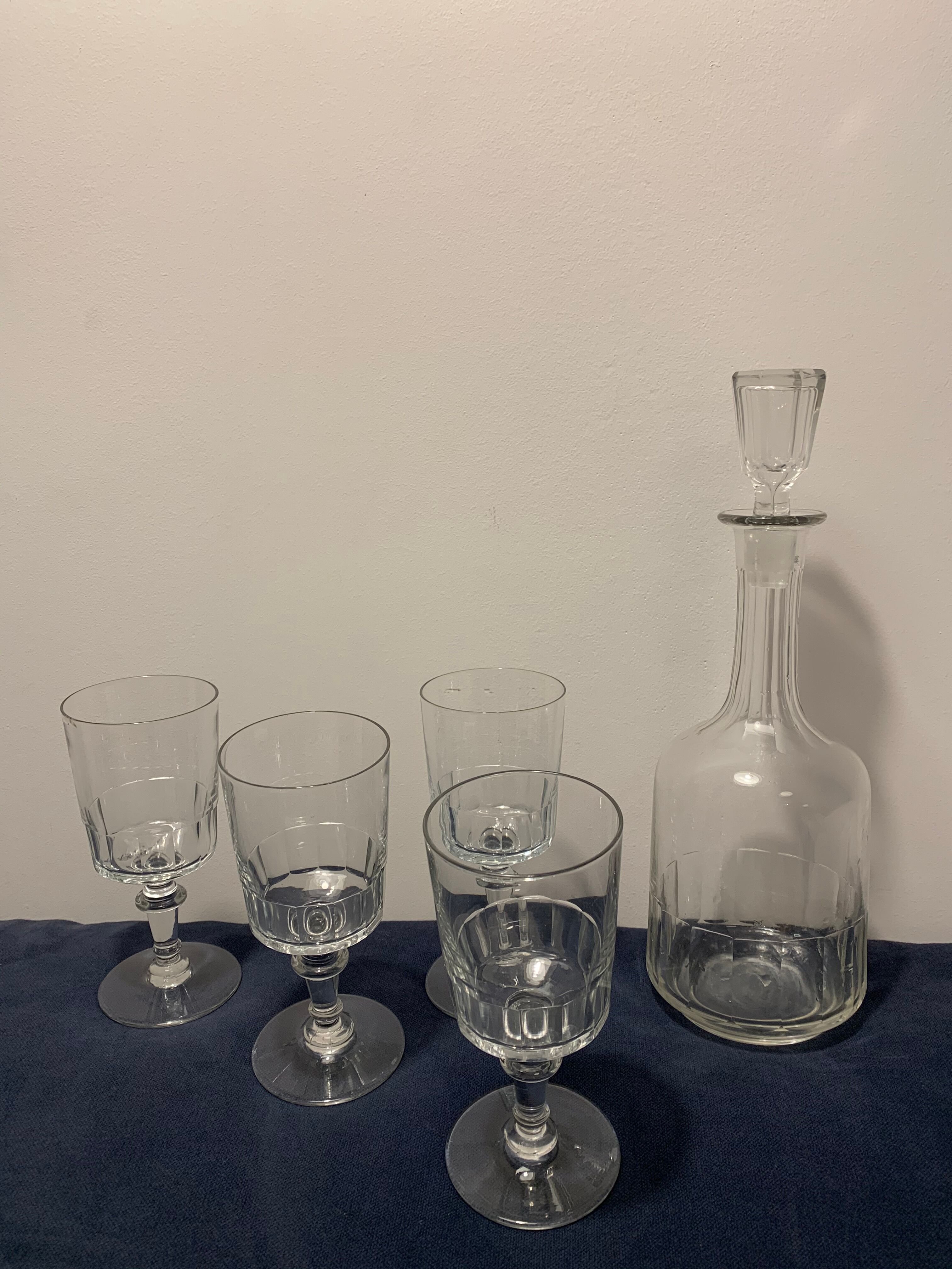 Set of 4 glasses and 1 carafe model Mirabeau early twentieth century