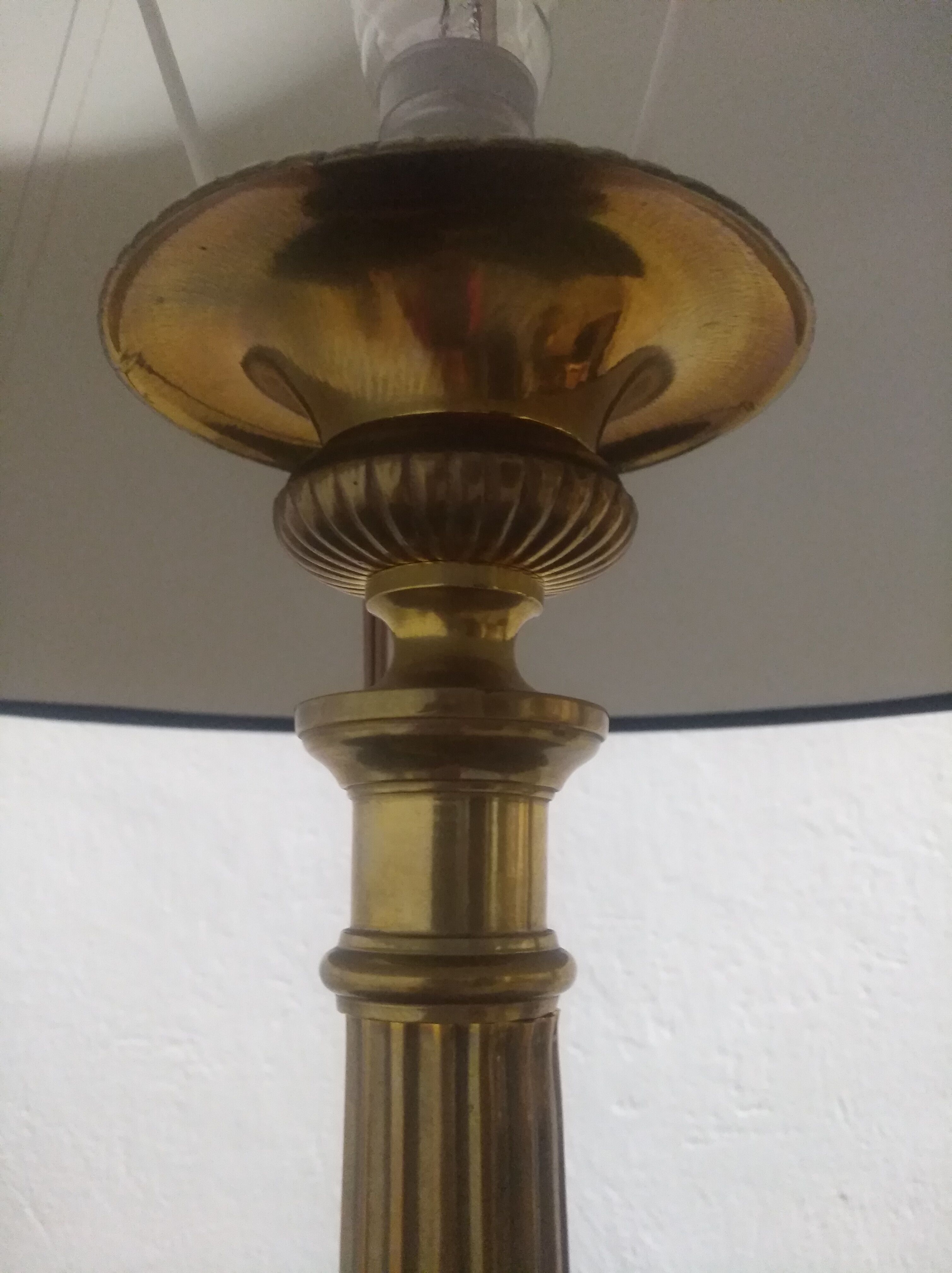 Pair of brass lamps at the end of the 19th century