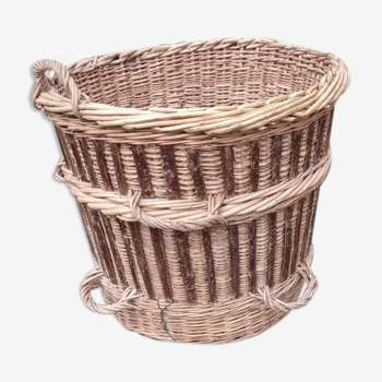 Wicker baker's basket