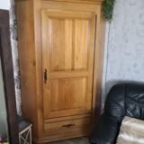 Corner cupboard