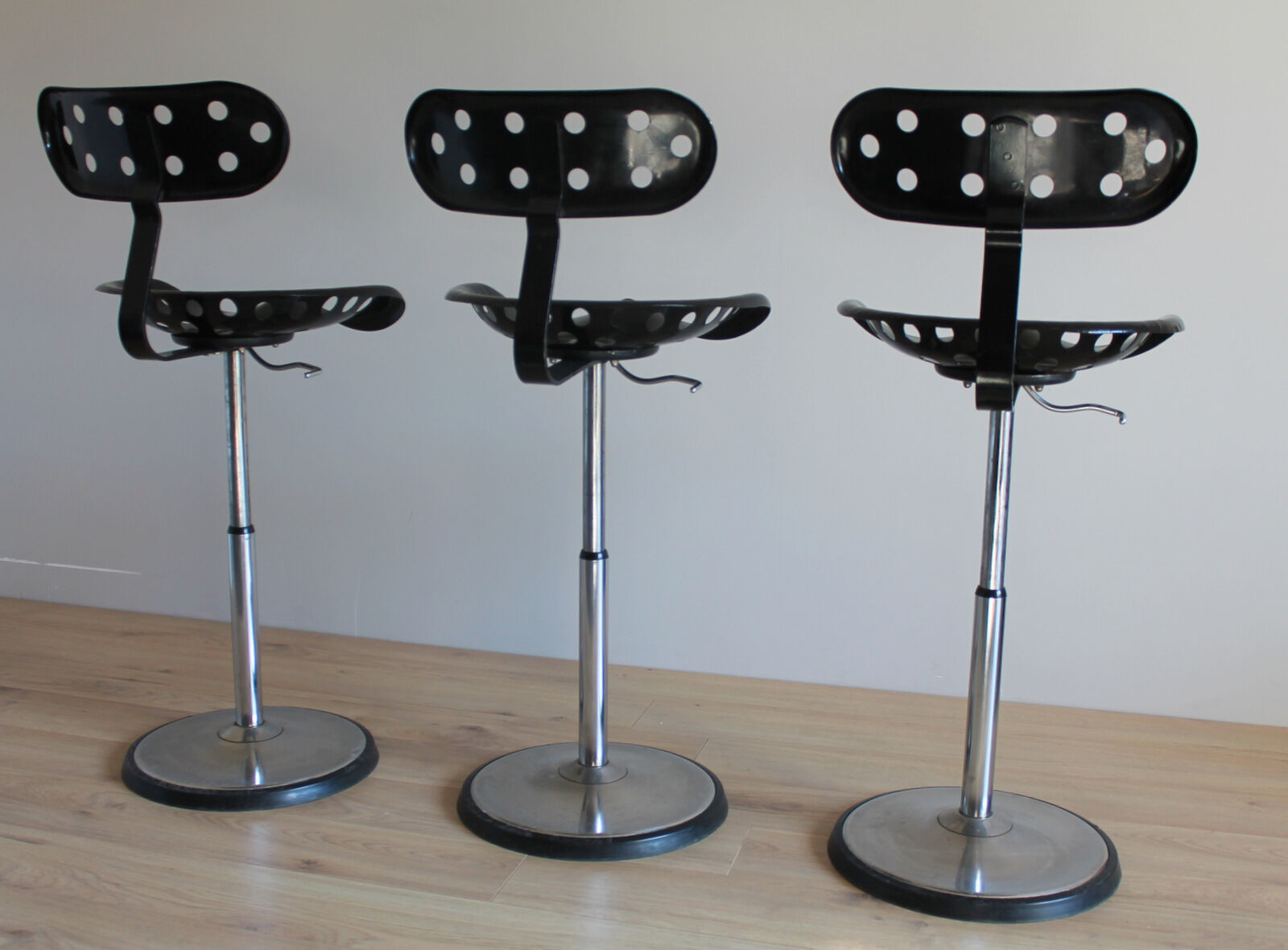 Set of 3 Mirima Stools