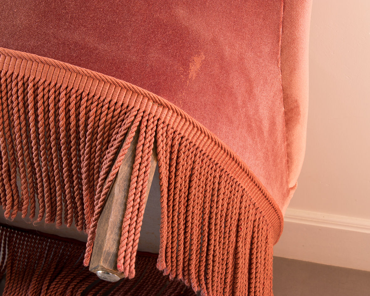 Old toad armchair pink