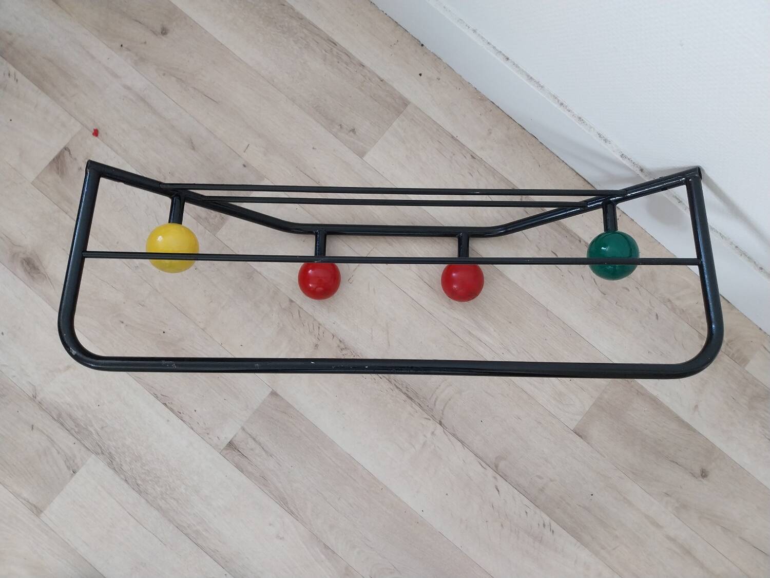 Wall coat rack