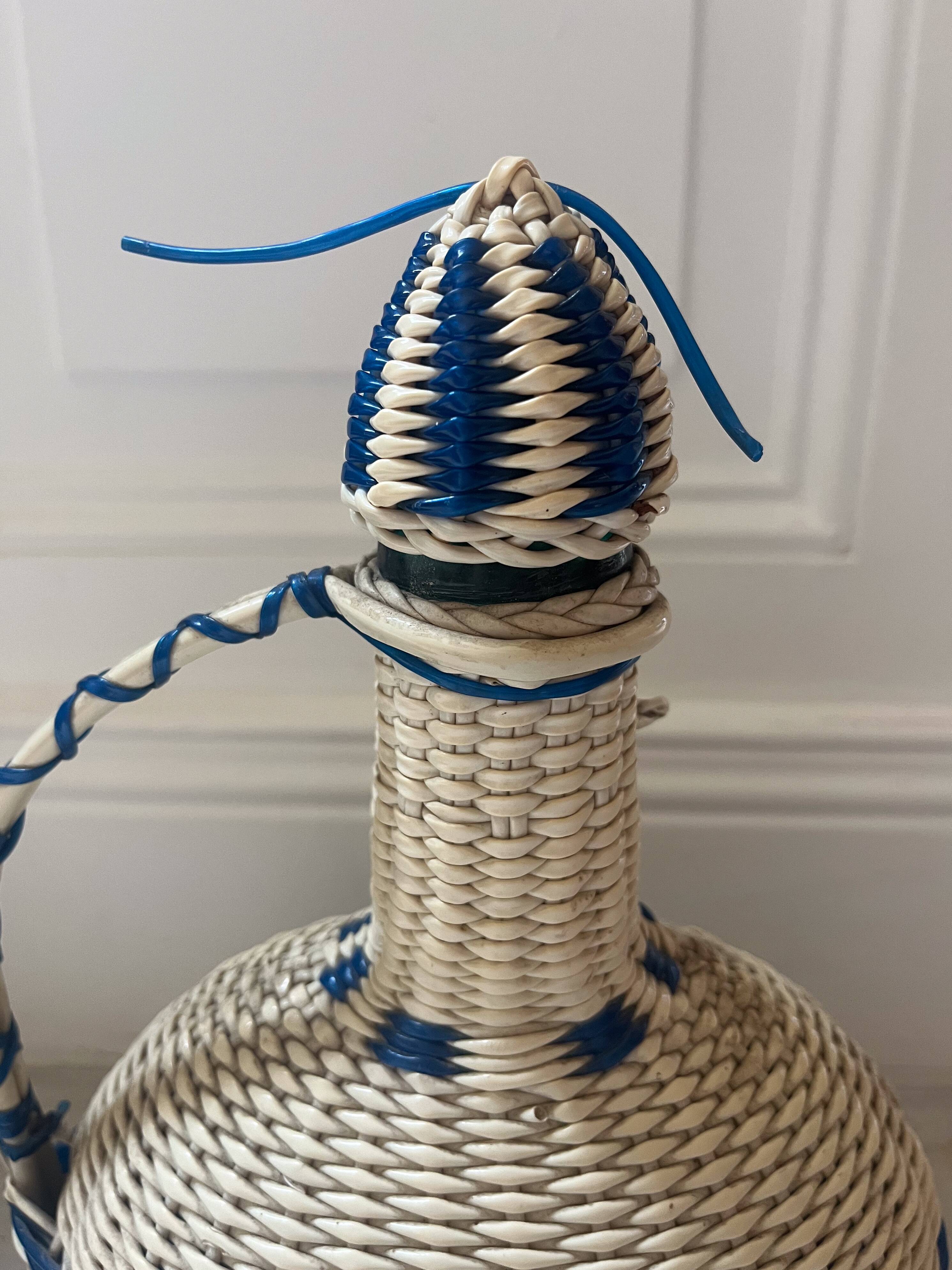 Scoobidous water bottle