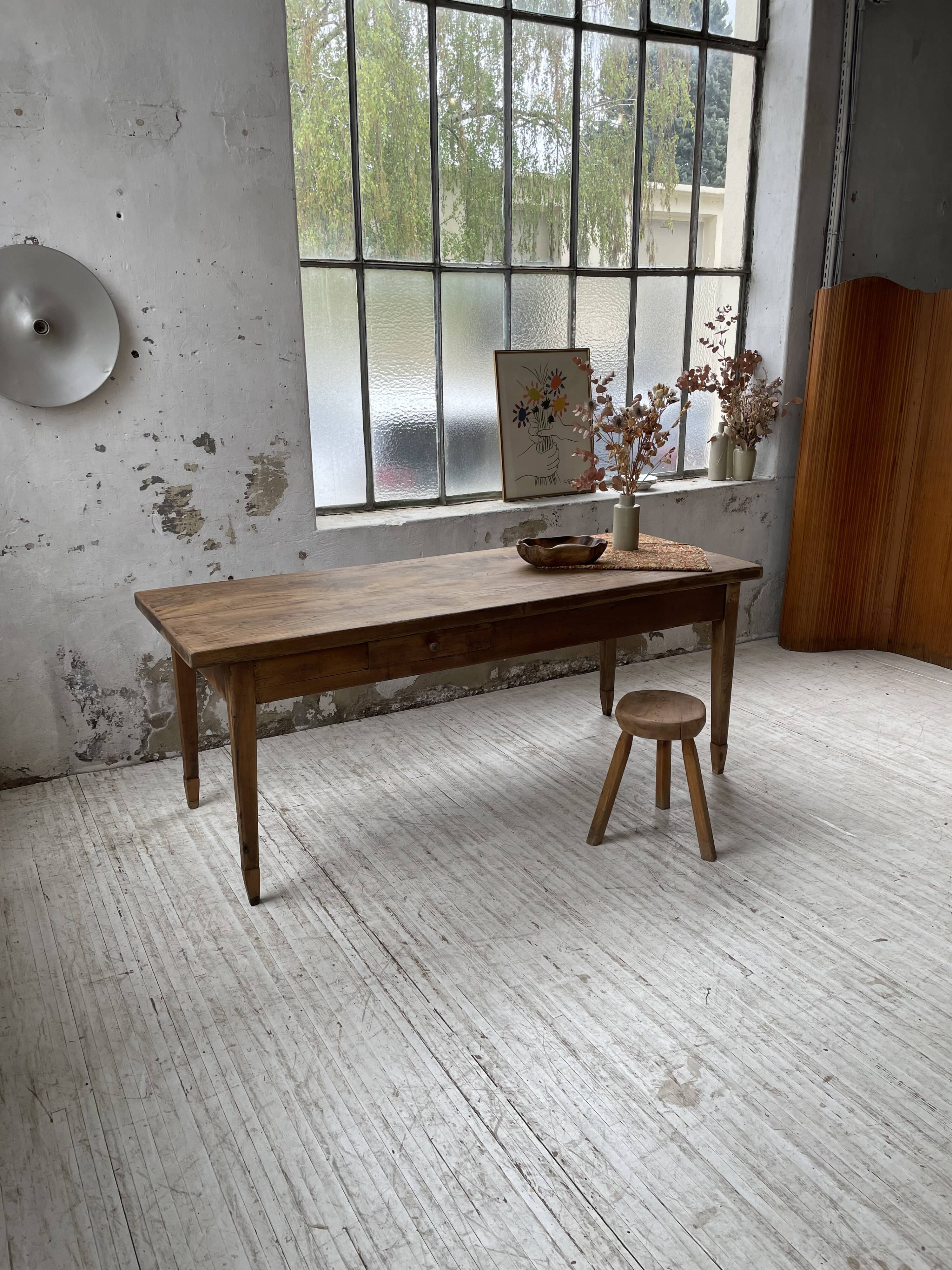 Farmhouse table in oak and walnut 2m