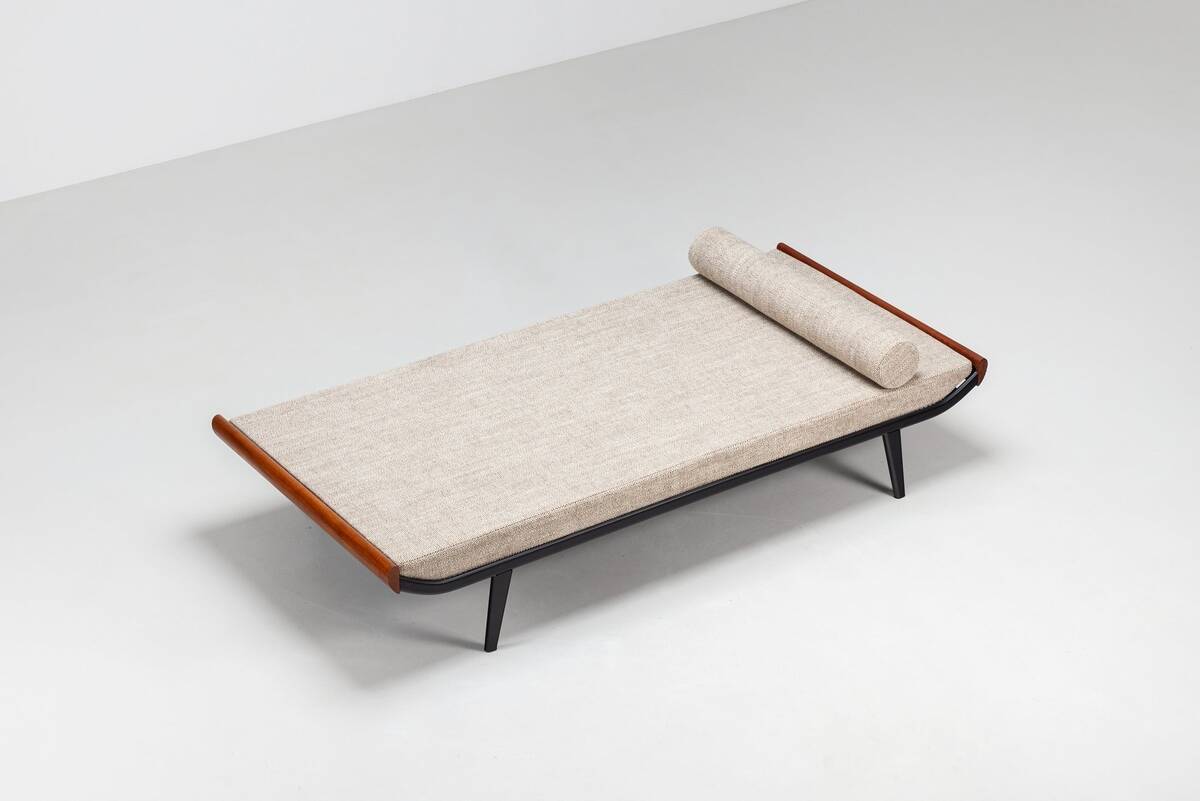 Dick Cordemeijer Cleopatra daybed for Auping in melange fabric The Netherlands 1954
