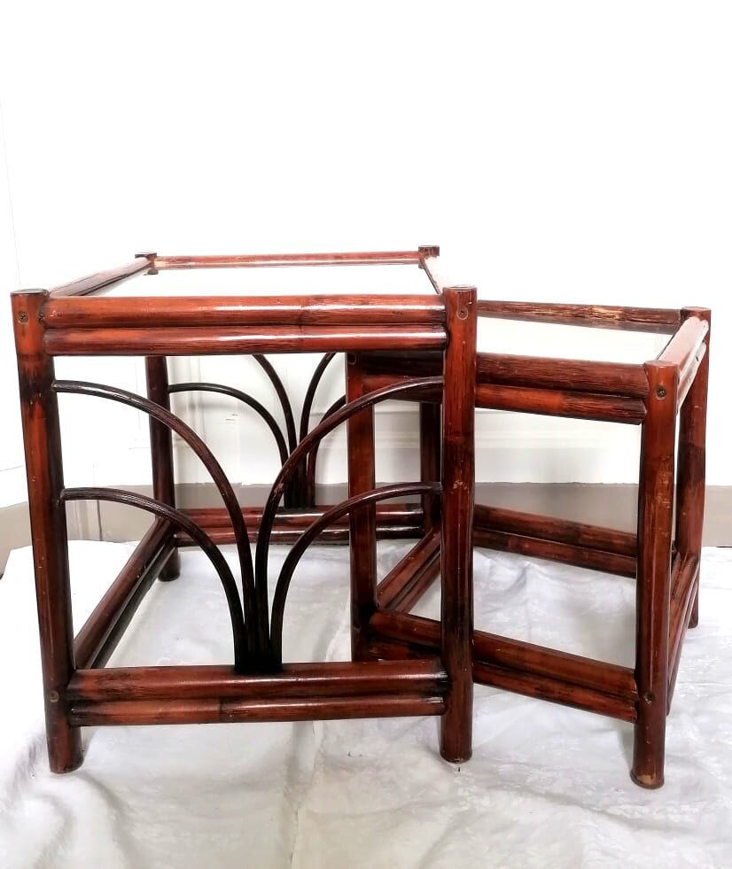 Tables gigogne en rotin vers 1950 de style art déco
