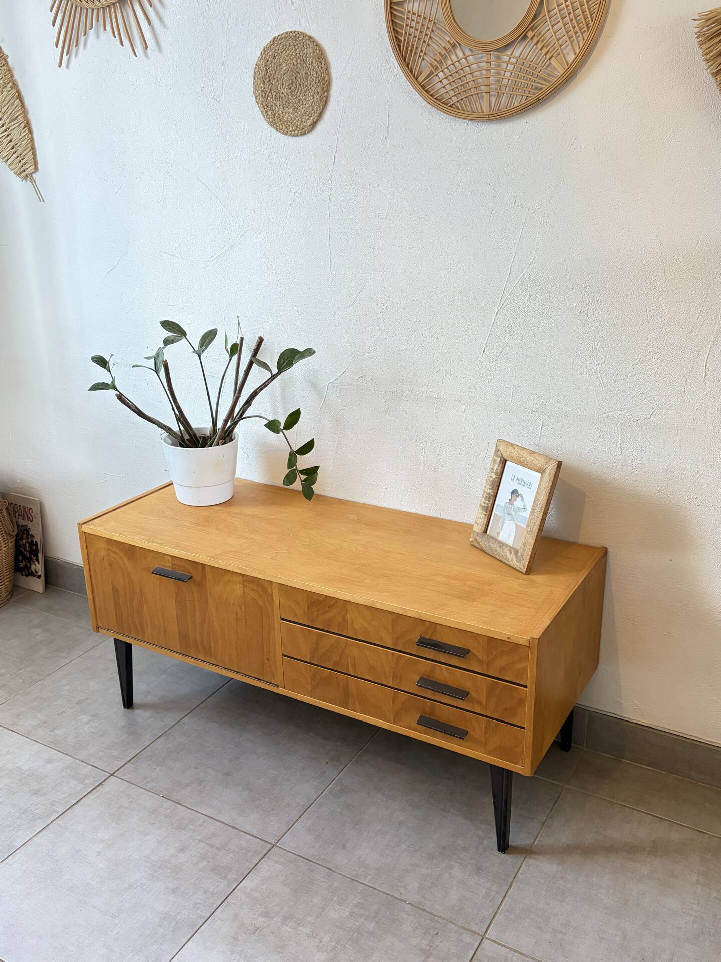 Enfilade vintage TV unit from the 1960s.