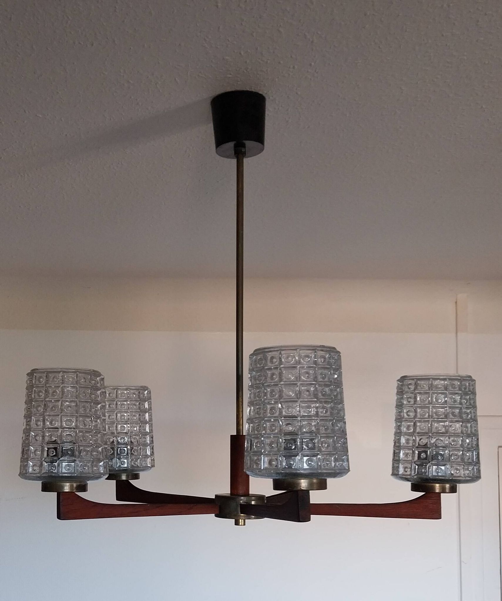 Lustre 5 branches teck et laiton design scandinave