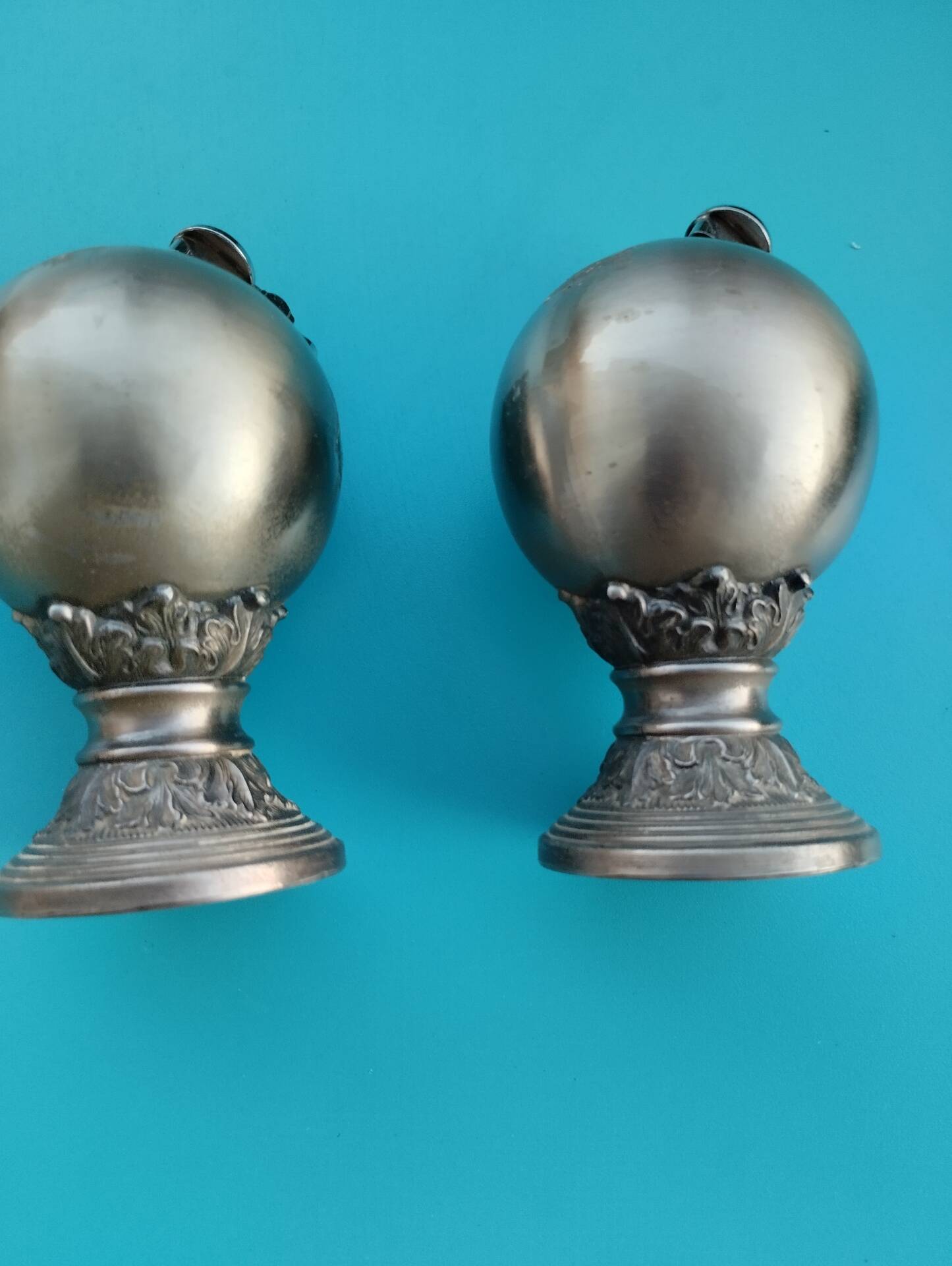 Pair of table lighters