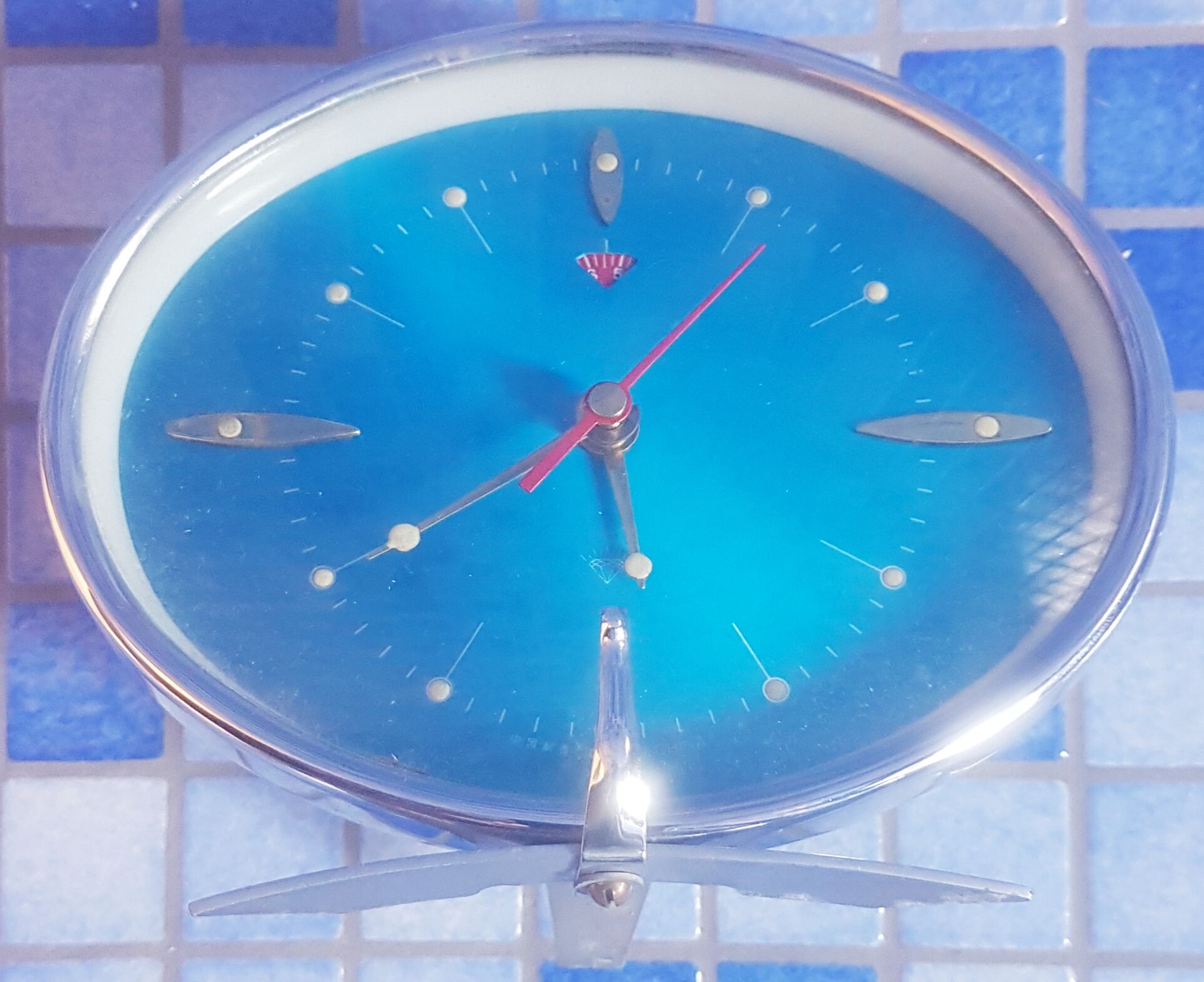 Diamond Turquoise alarm clock from the 70s