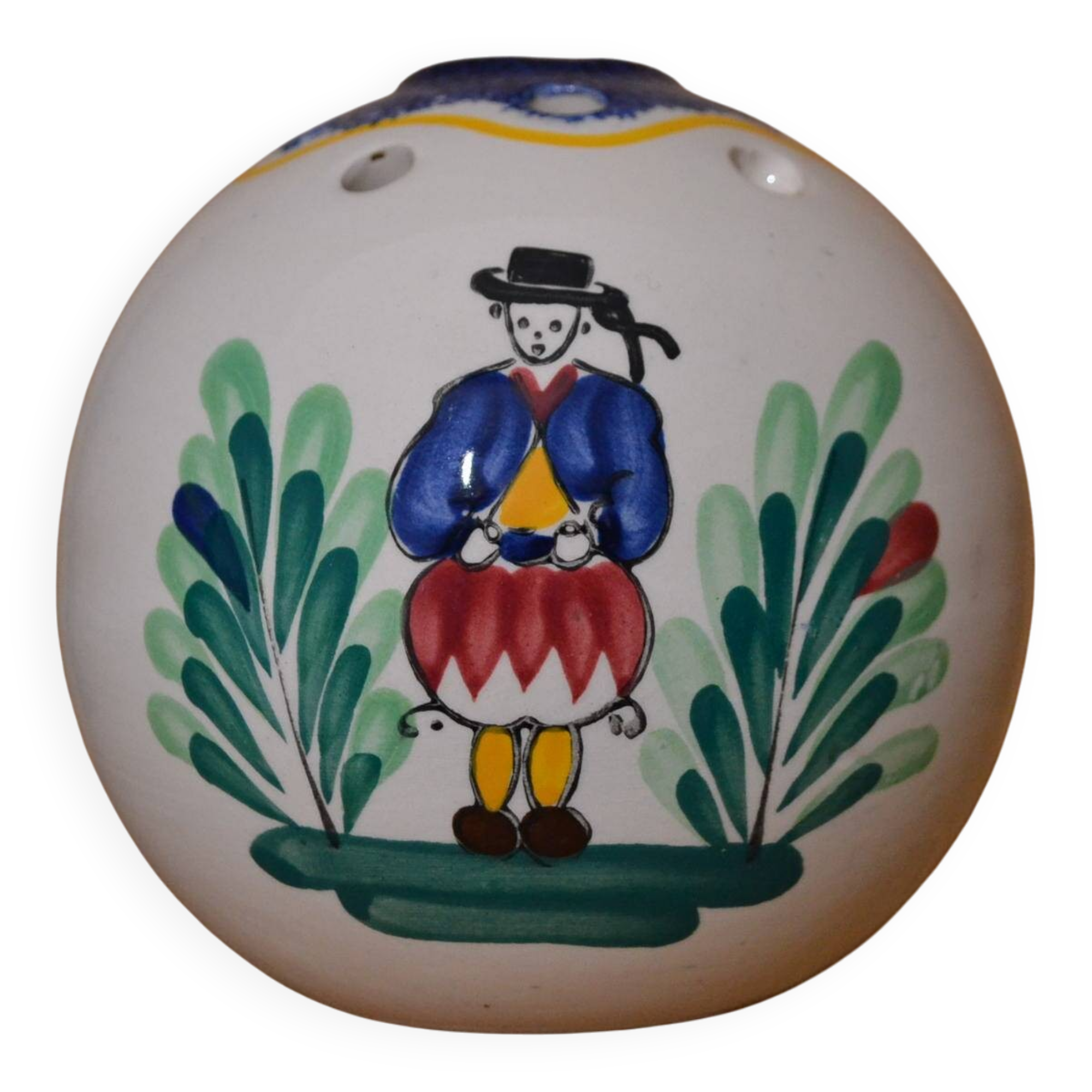 Round vase with flowers Le Croisic