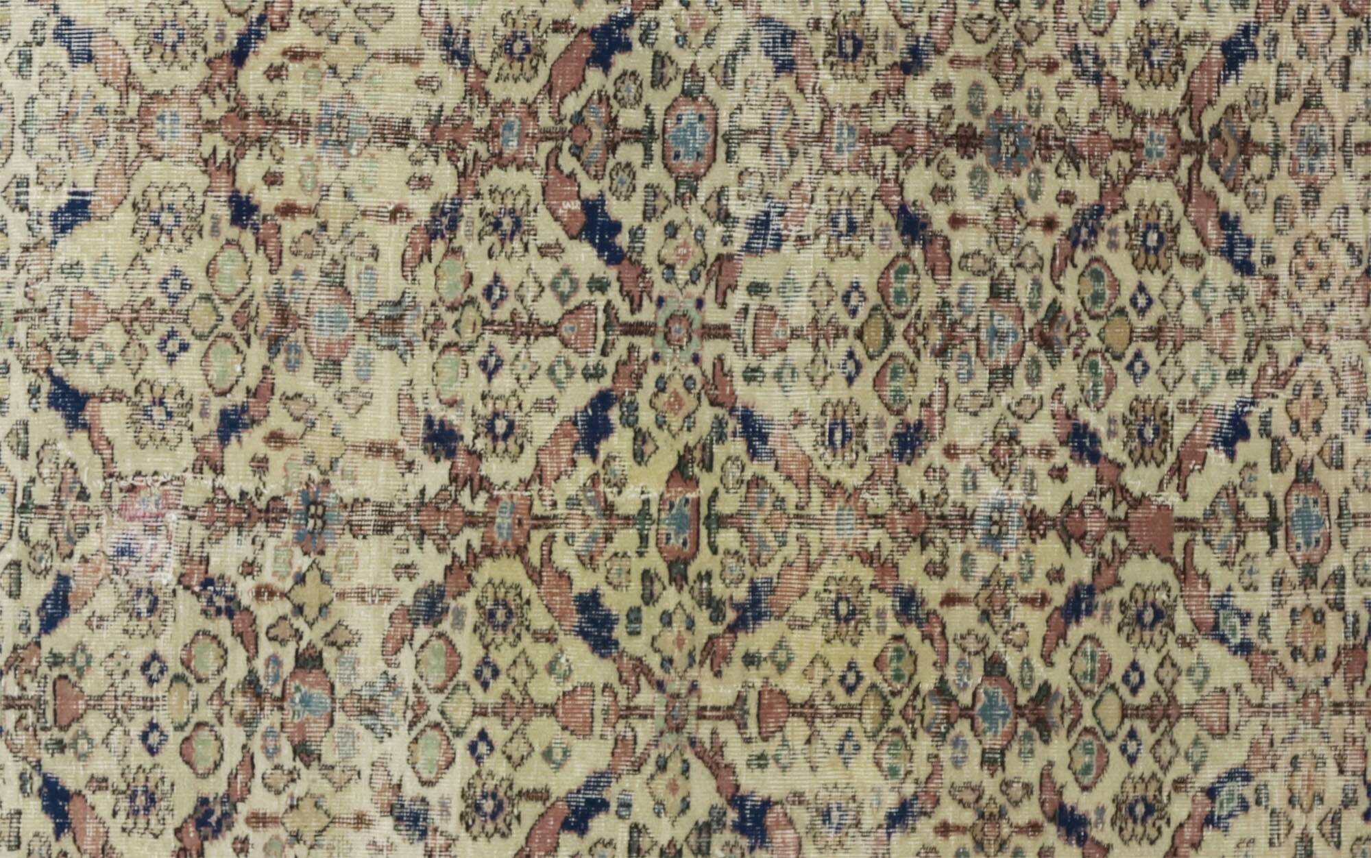 One-of-a-Kind Turkish Handwoven Vintage Rug - Timeless Vintage Elegance 292x 203 cm