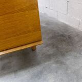 French wardrobe with tapered legs, 3 doors, 1 mirror (27*130), and 1 drawer.