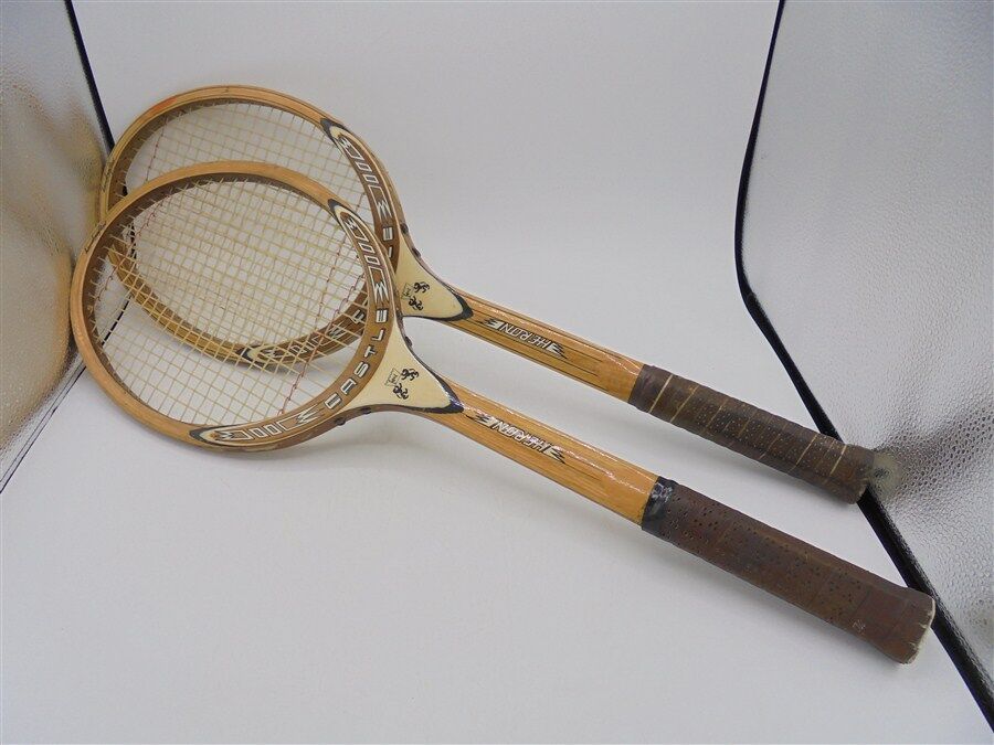 Ensemble de 2 raquettes en bois