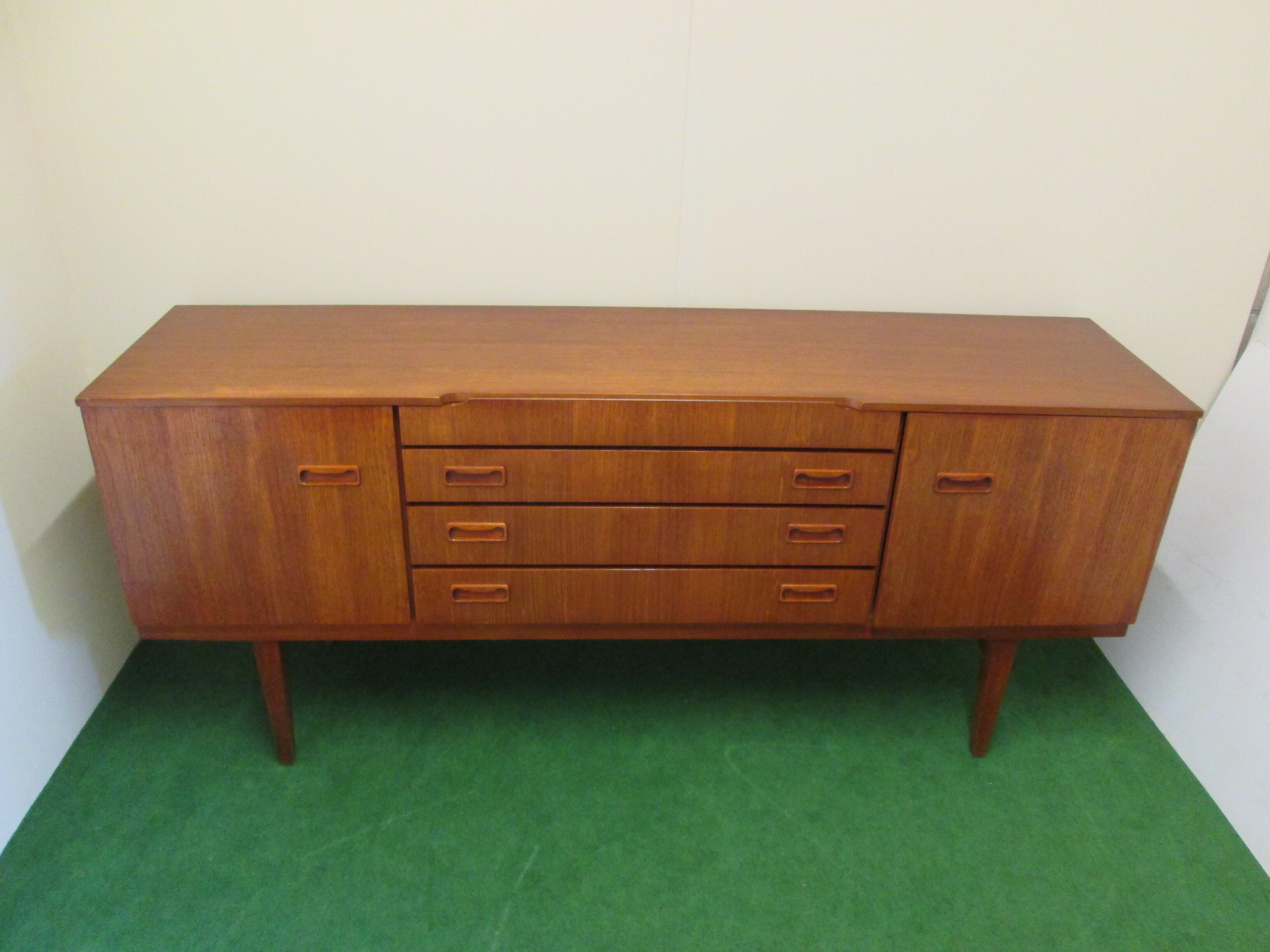 Sideboard vintage teak