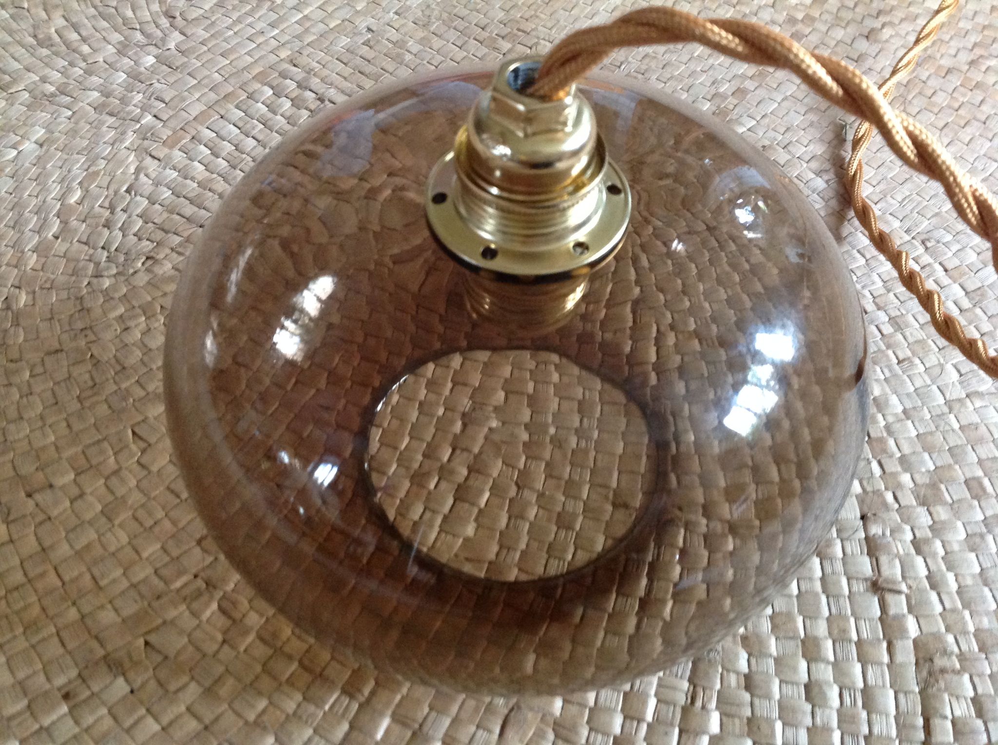 Suspension globe en verre fumé