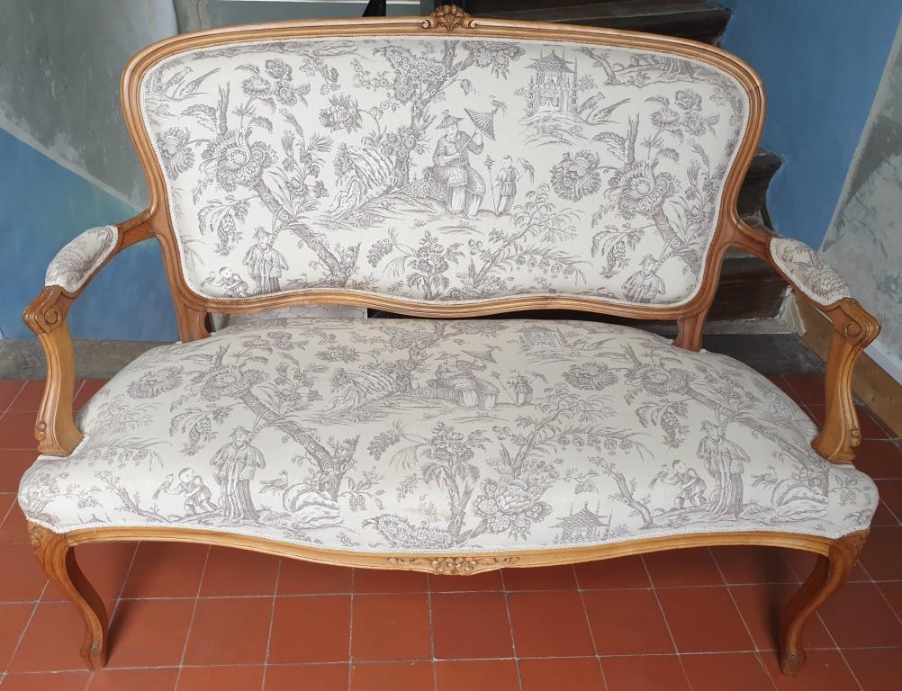 Louis XV style convertible sofa toile de Jouy Chinoiseries