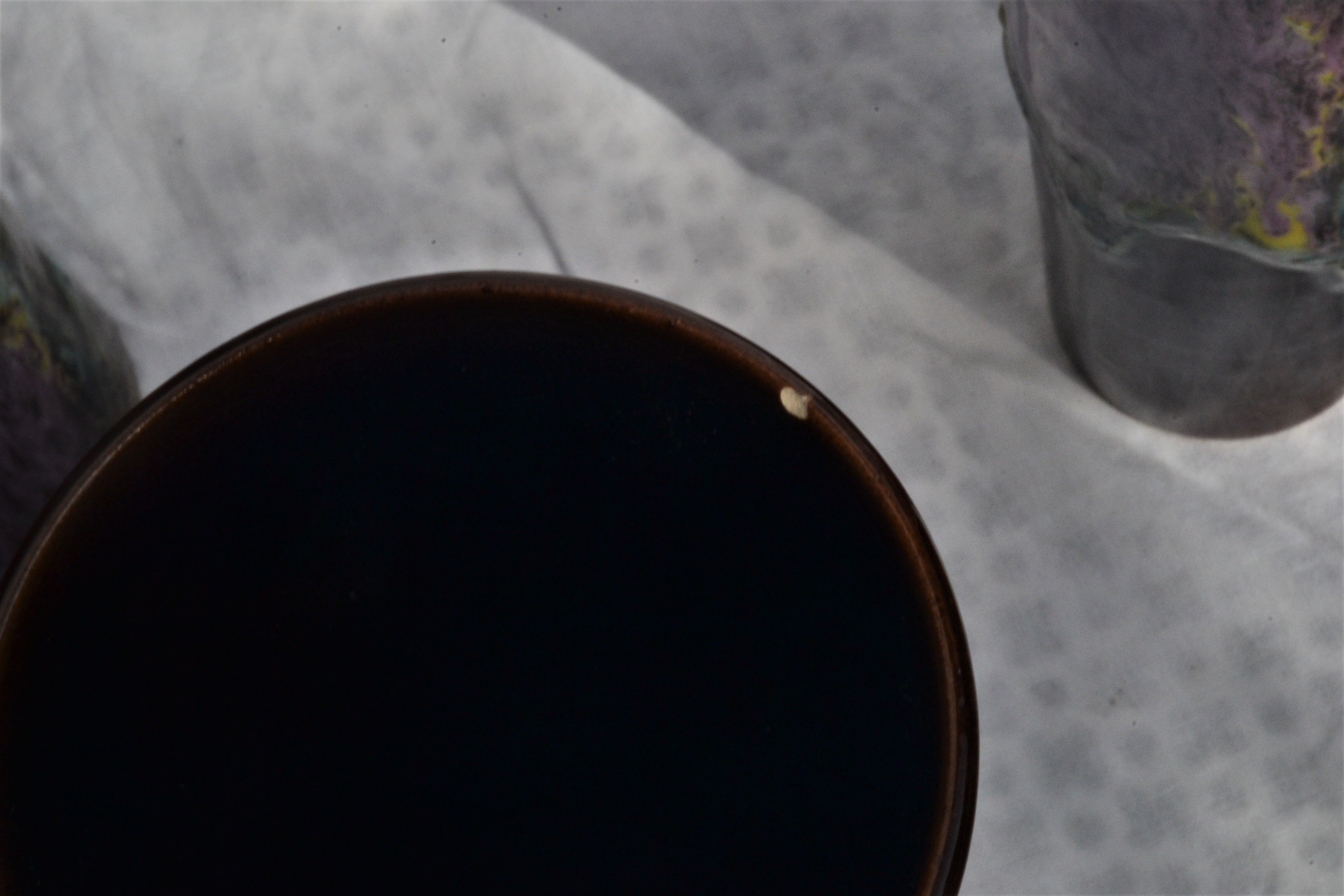 Carafe and six Vallauris glasses