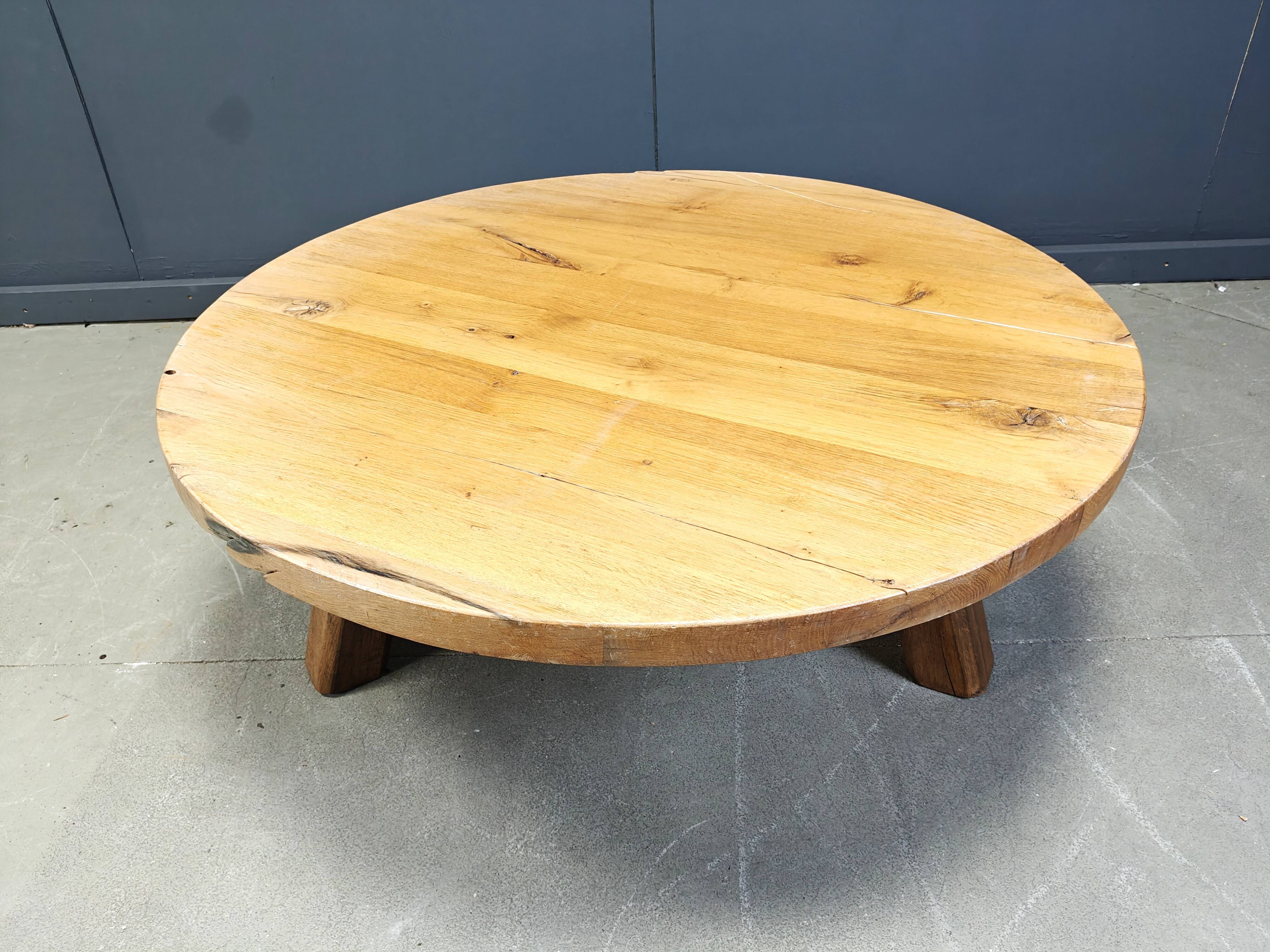 Large tripod round wooden brutalist coffee table, 1960s