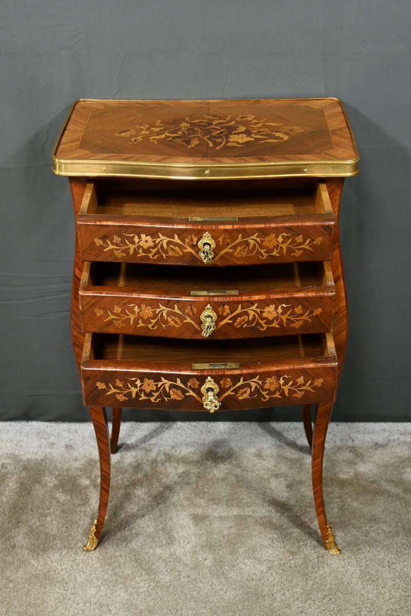 Bedside table in rosewood and palisander, Louis XV style – Late 19th century