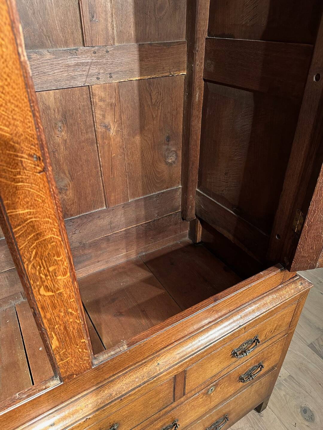 18th Century Welsh cupboard