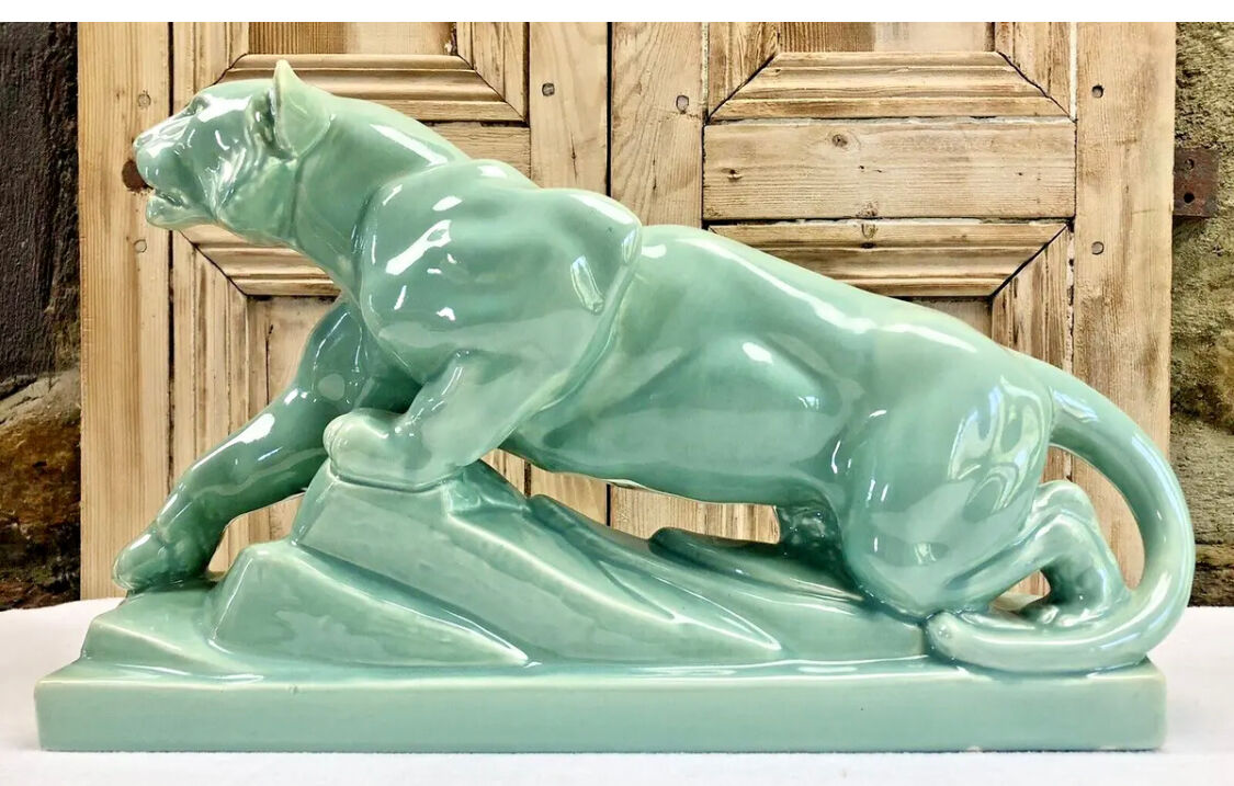 Cracked lioness sculpture art deco 1930 signed odyv