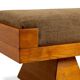 Banquette en frêne et velours de mohair vert. Contemporain