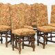 8 chaises de style Louis XIII