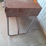 Metal dentist office.