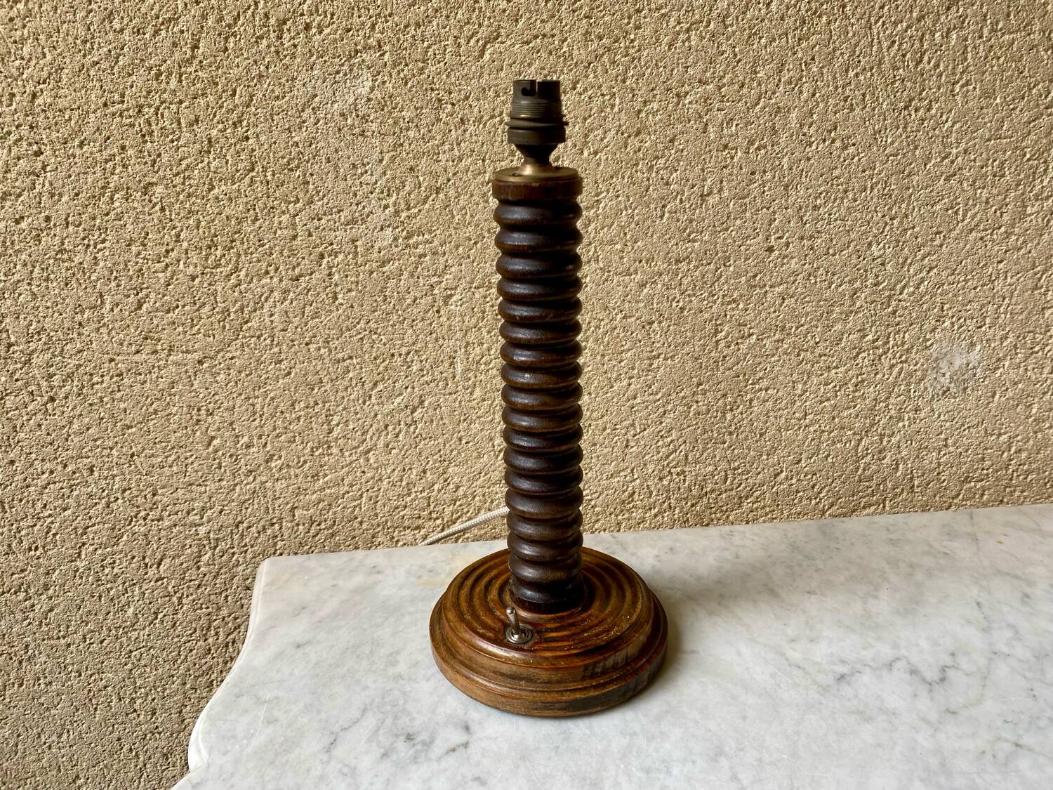 Vintage turned wooden lamp from the 1960s in the style of Charles Dudouyt.