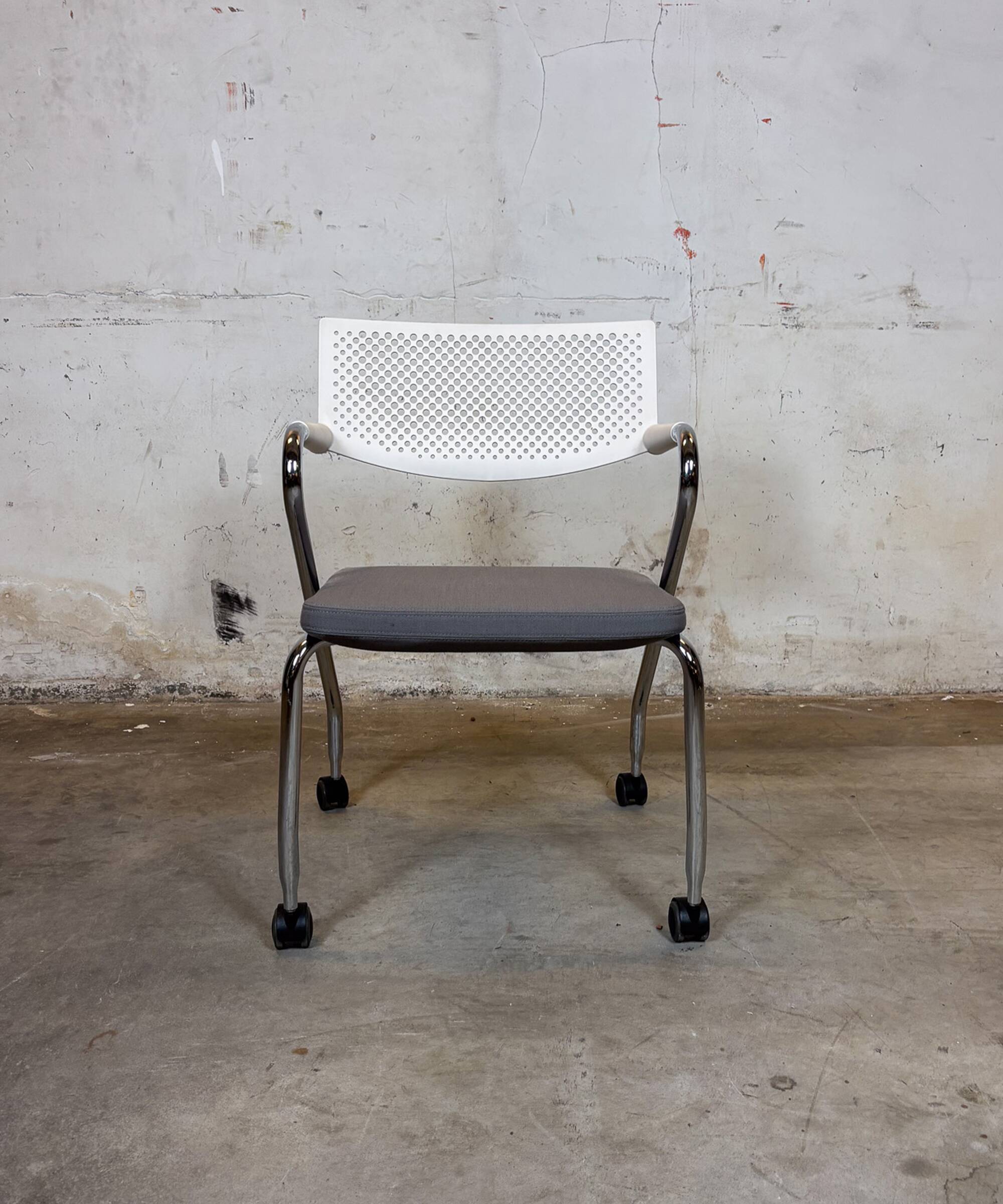 Vitra Visaroll 2 Antonio Citterio Fabric, plastic, aluminium – White, Gray