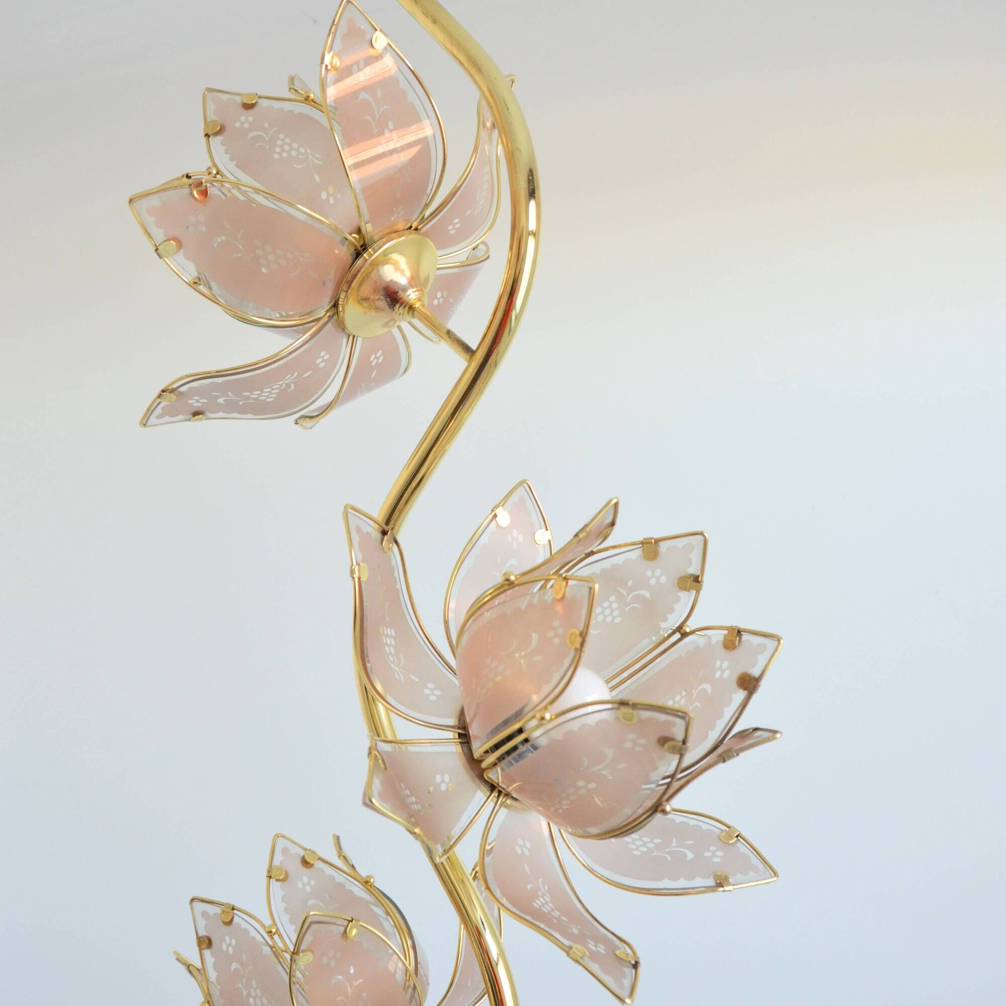 Floor lamp / Lotus flower floor lamp Italian design vintage 1970s