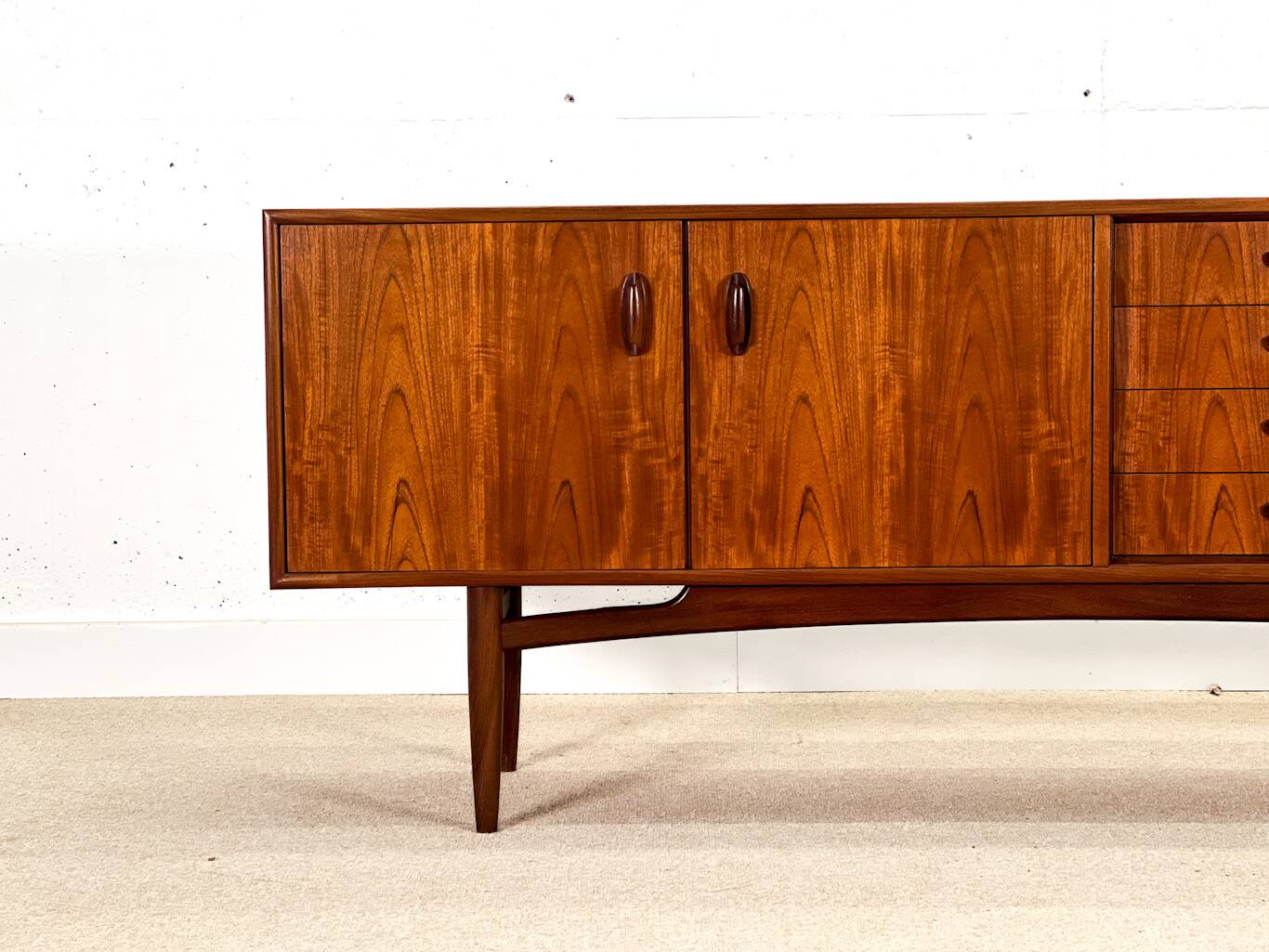 Buffet long de GPlan (collection Brasilia)