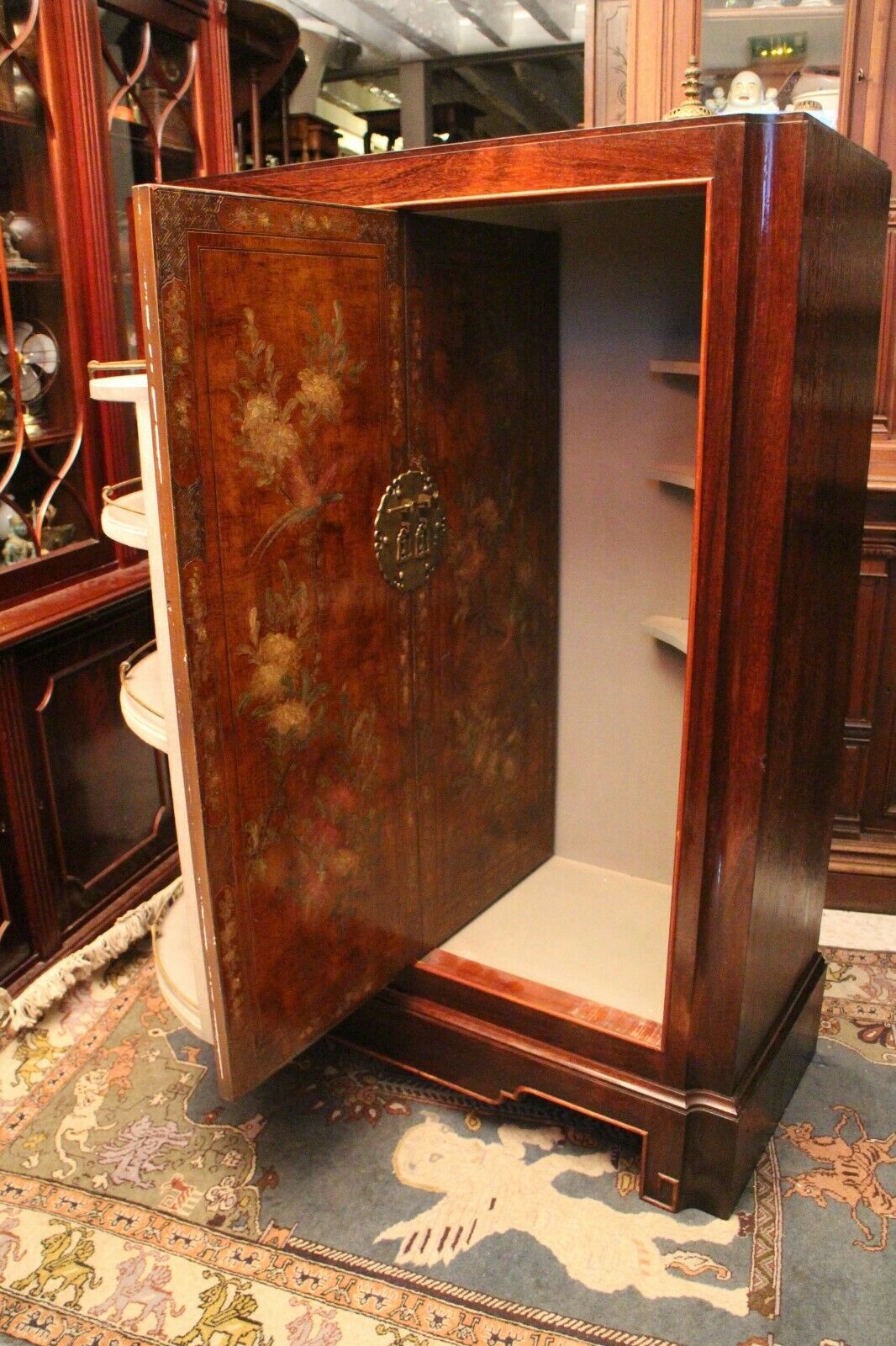 Cabinet in trompe l'oeil furniture bar decorated Far East China